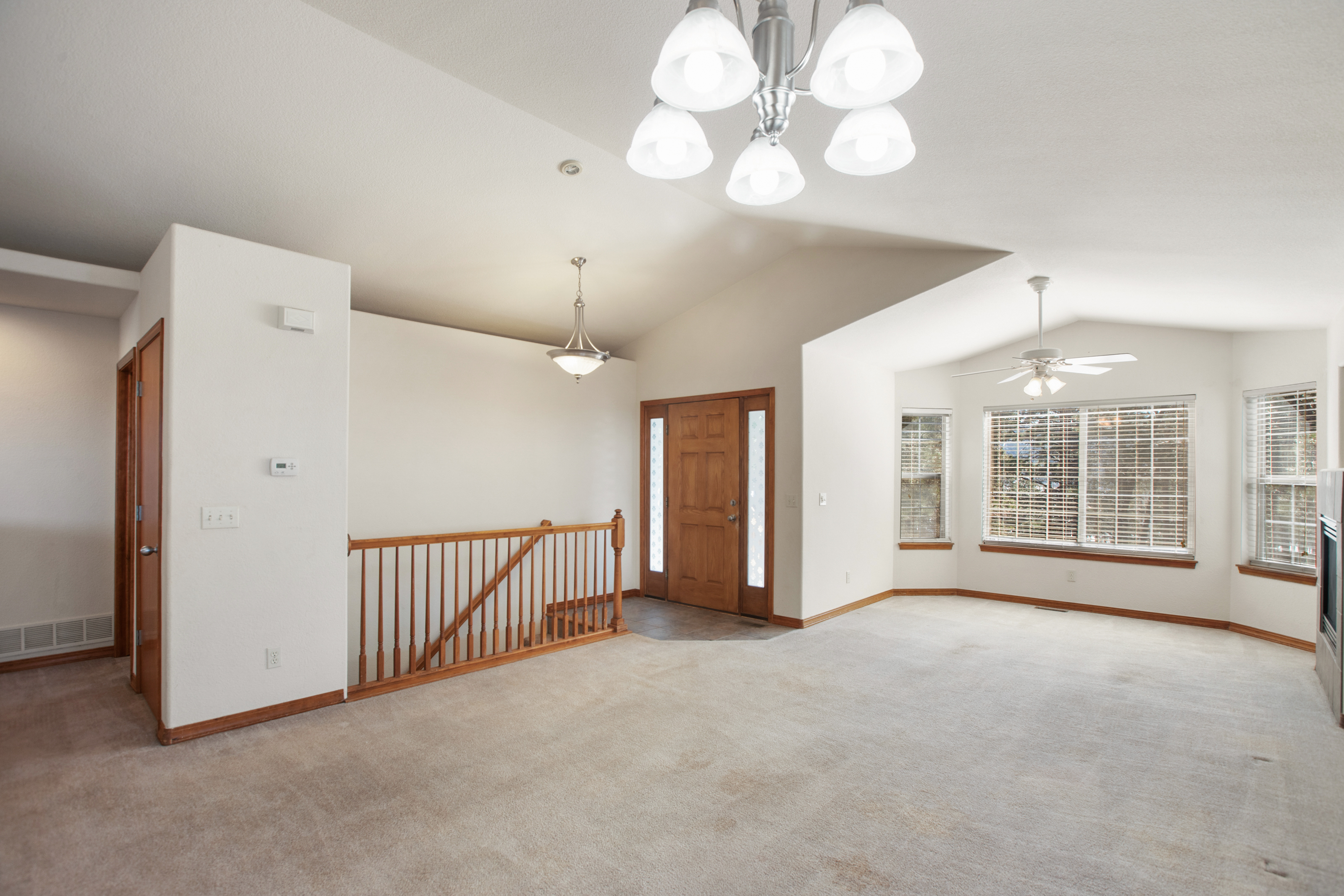 Woodland Park, Colorado, 80863, United States, 3 Bedrooms Bedrooms, ,3 BathroomsBathrooms,Residential,For Sale,1966614