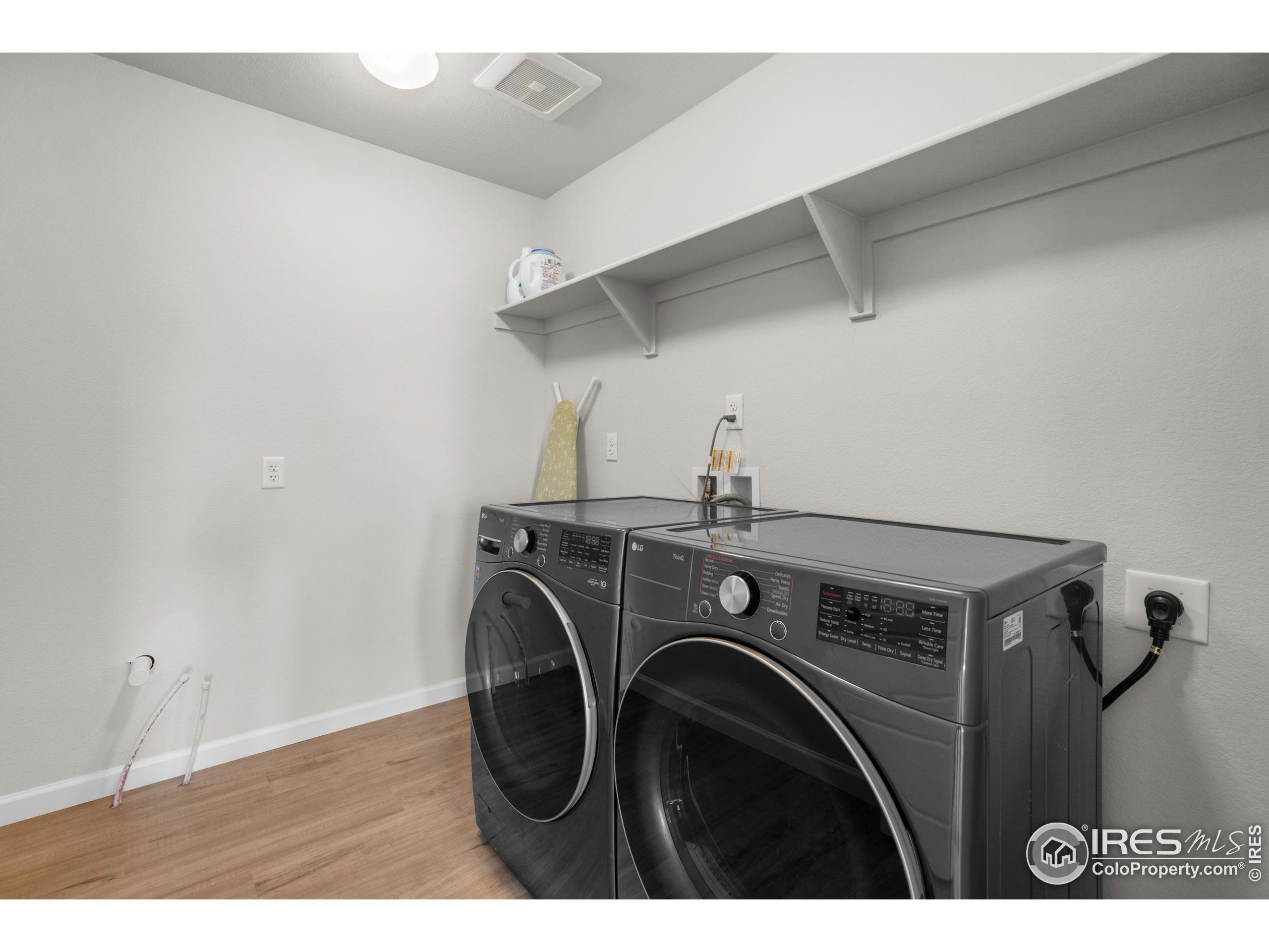 Erie, Colorado, 80516, United States, 5 Bedrooms Bedrooms, ,Residential,For Sale,1907435
