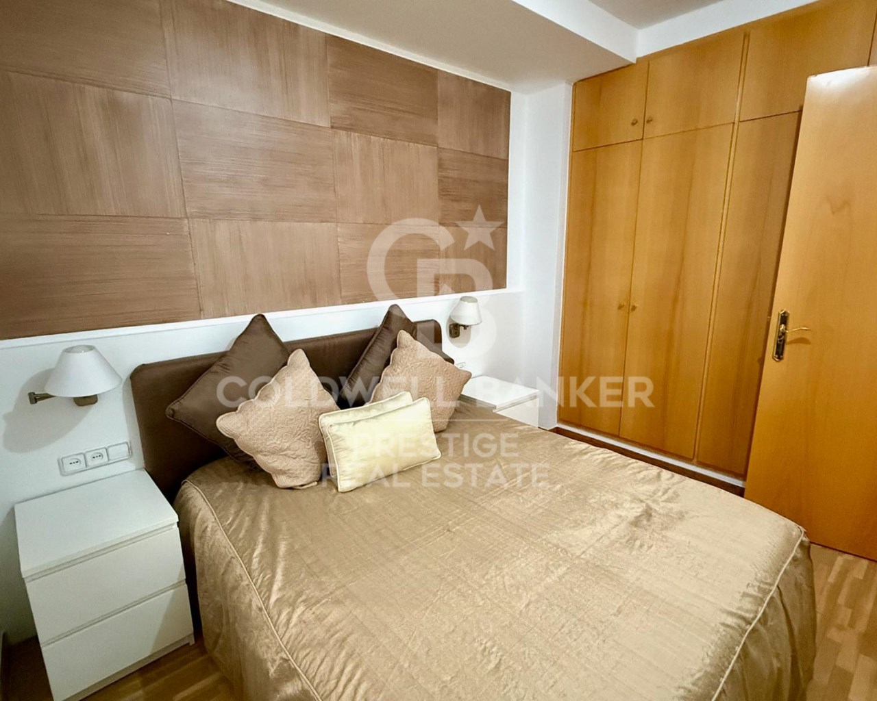 Barcelona, Catalonia, ES, 4 Bedrooms Bedrooms, ,2 BathroomsBathrooms,Residential,For Sale,1705603