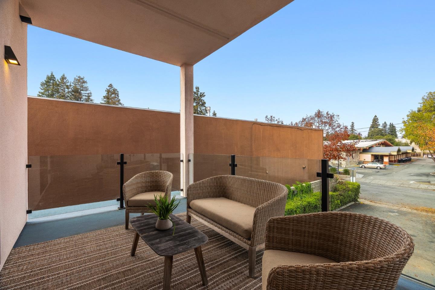 Redwood City, California, 94061, United States, 2 Bedrooms Bedrooms, ,3 BathroomsBathrooms,Residential,For Sale,2000792