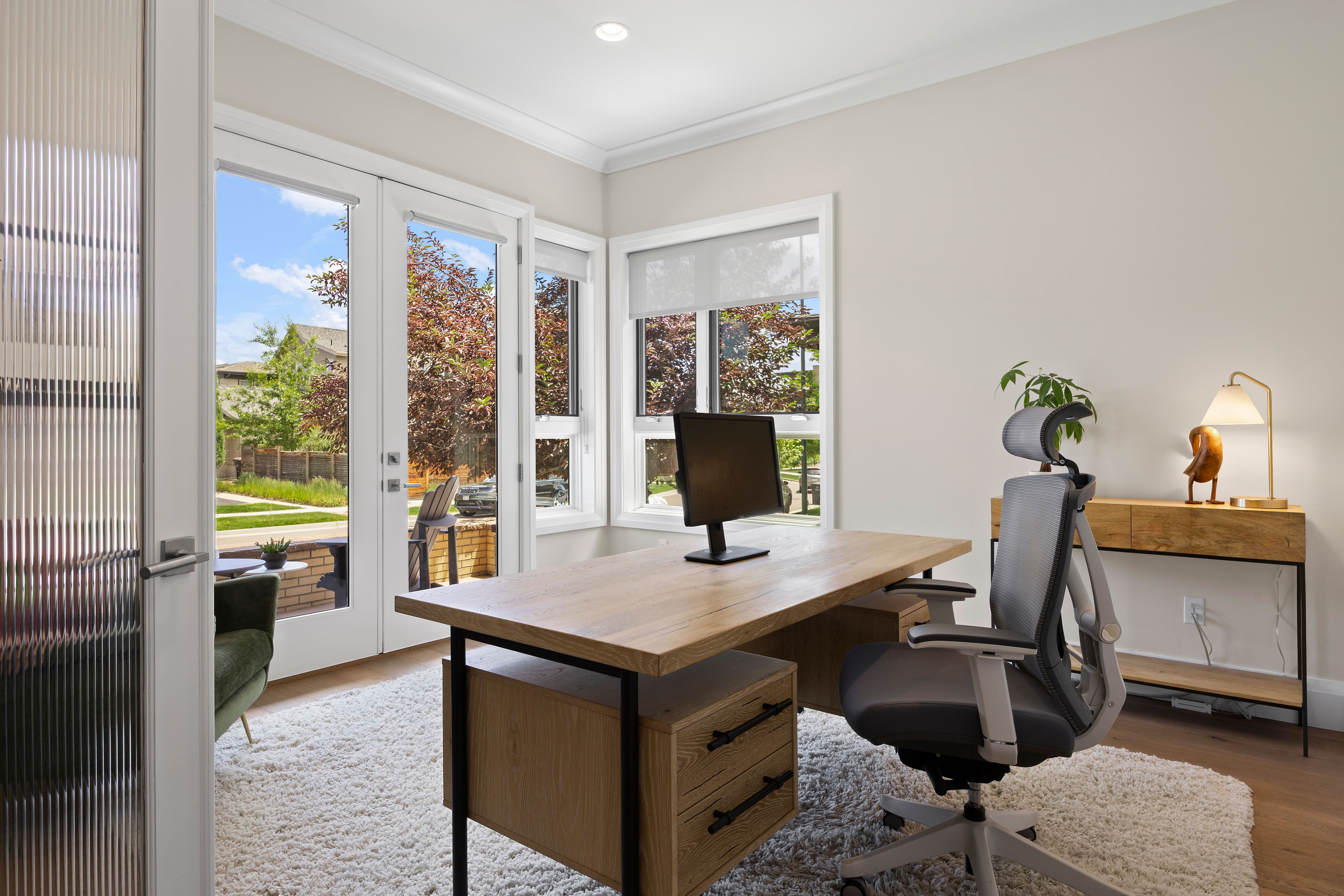  Exceptional Contemporary Move-In Ready Designed For Modern Living - 物件實景