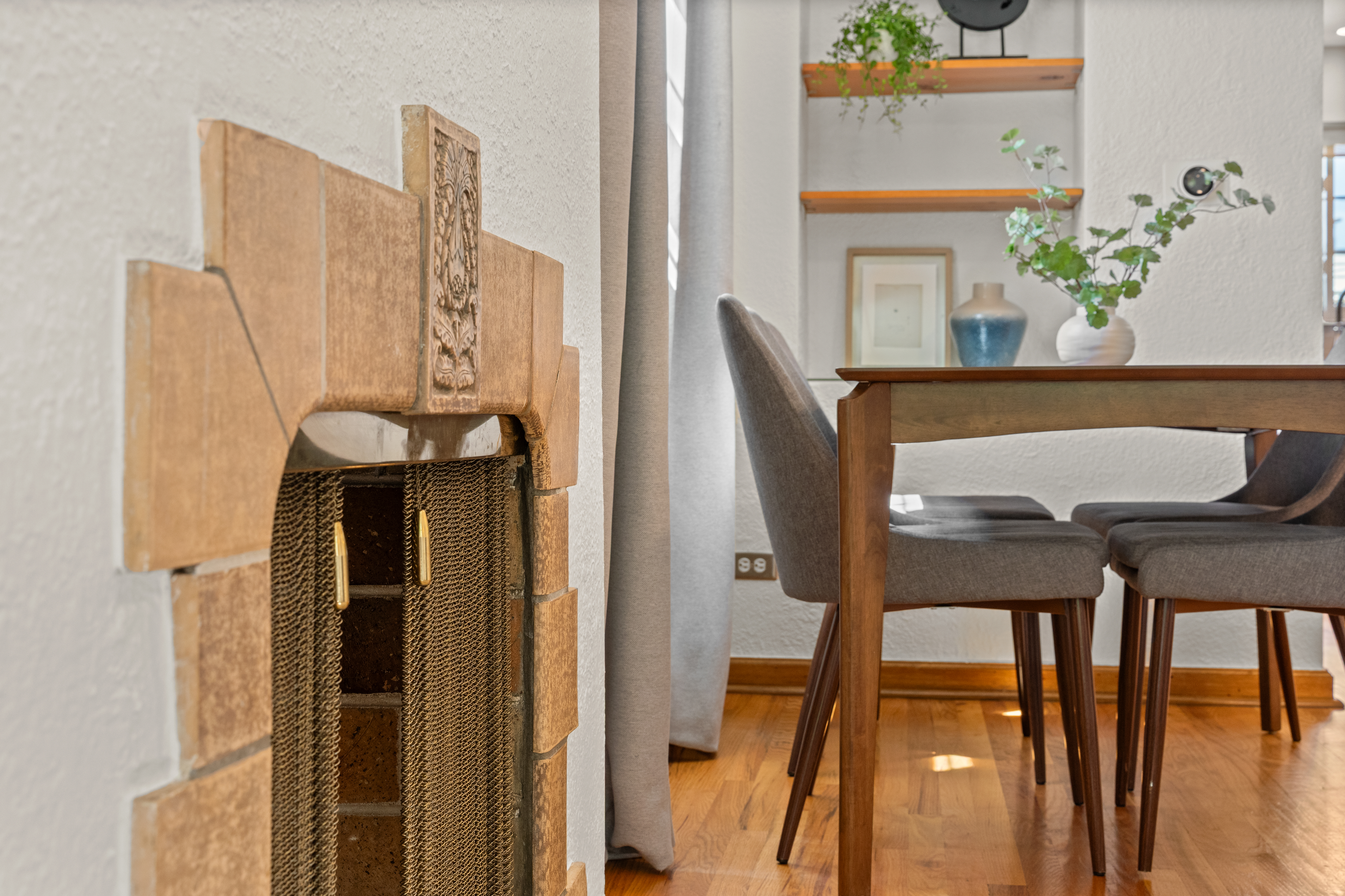  Classic Belcaro Charm Meets Modern, Updated 4-Bedroom, 2-Bath Brick Ranch - 物件實景