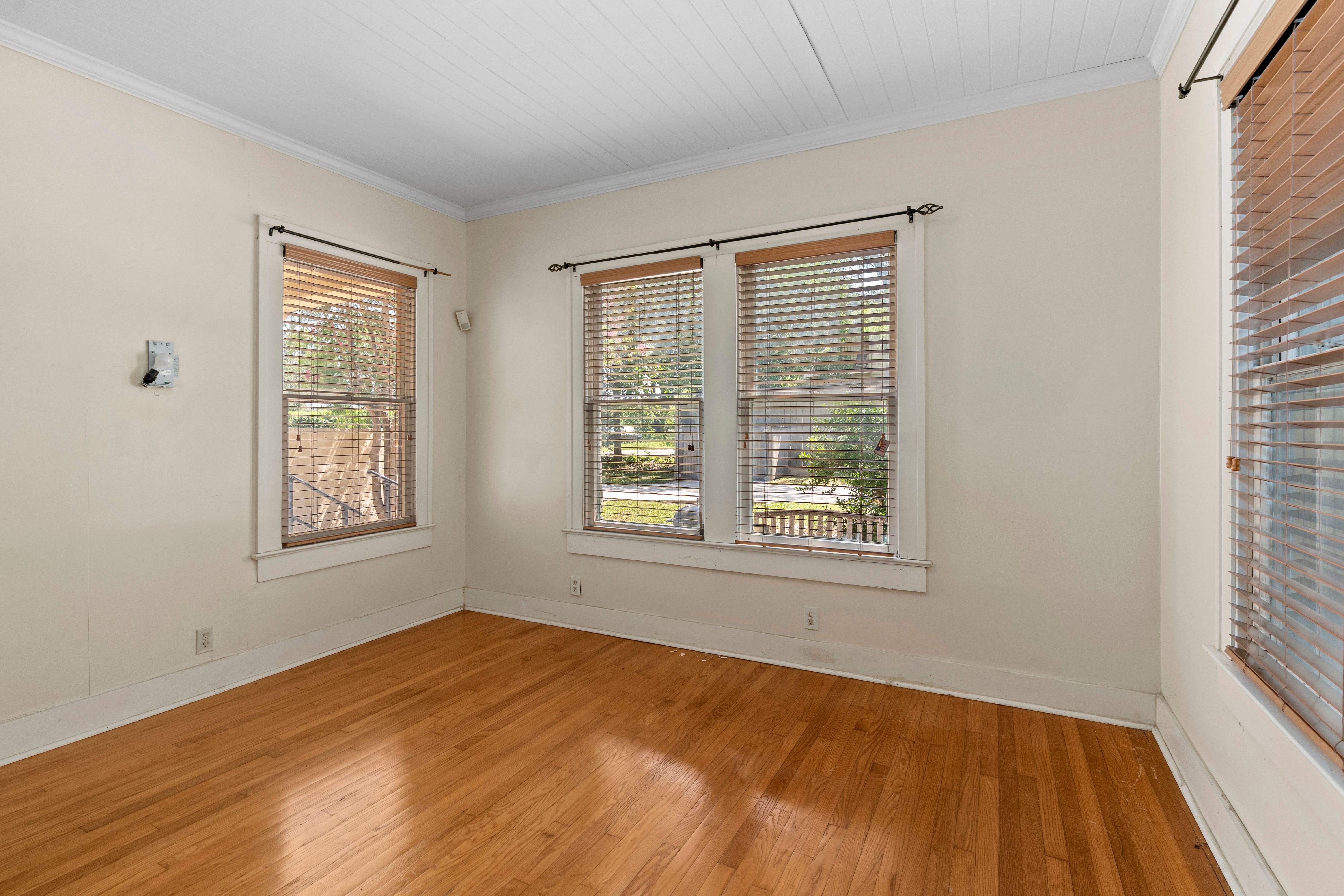  Great Investment Opportunity in Mahncke Park - 物件實景