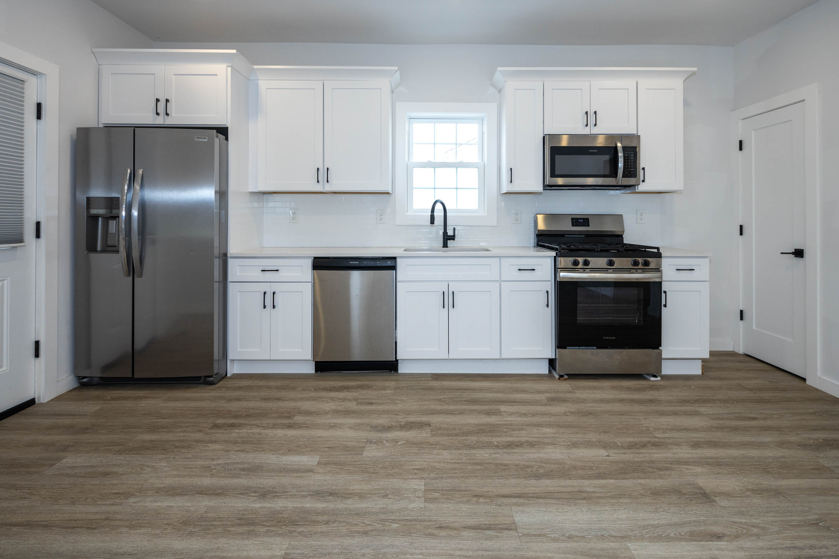 Fords, New Jersey, 08863, United States, 5 Bedrooms Bedrooms, ,2 BathroomsBathrooms,Residential,For Sale,2005682