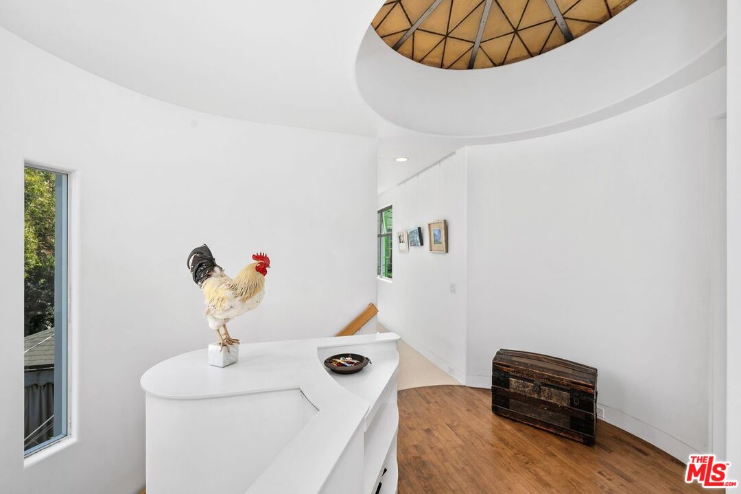 Venice, California, 90291, United States, 4 Bedrooms Bedrooms, ,4 BathroomsBathrooms,Residential,For Sale,1926607