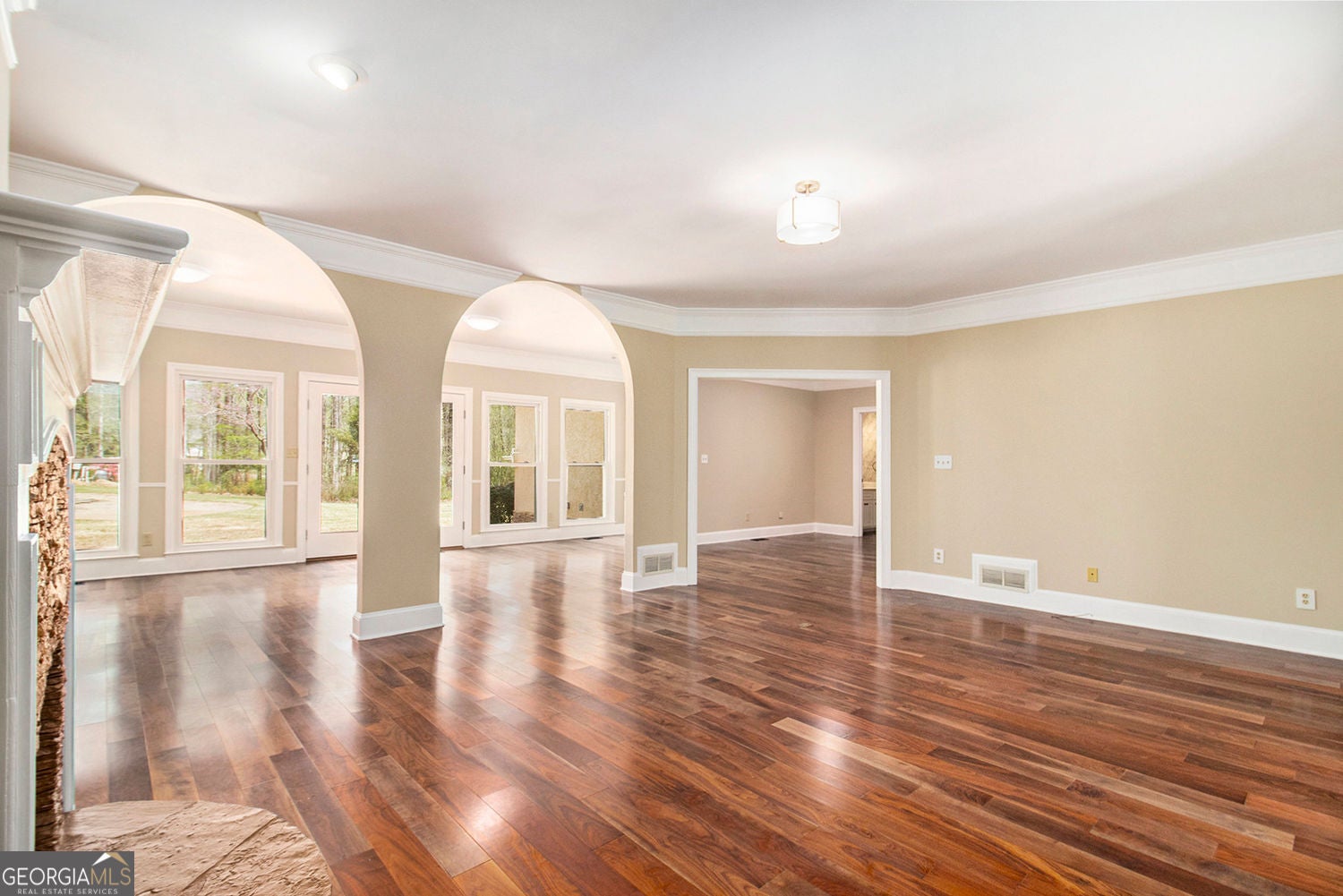 Tyrone, Georgia, 30290, United States, 4 Bedrooms Bedrooms, ,6 BathroomsBathrooms,Residential,For Sale,1894607