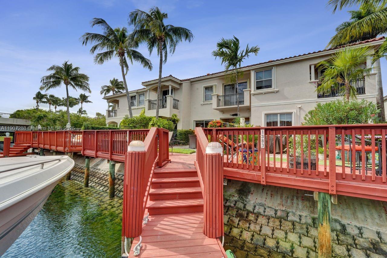 Hollywood, Florida, 33019, United States, 3 Bedrooms Bedrooms, ,3 BathroomsBathrooms,Residential,For Sale,1989592