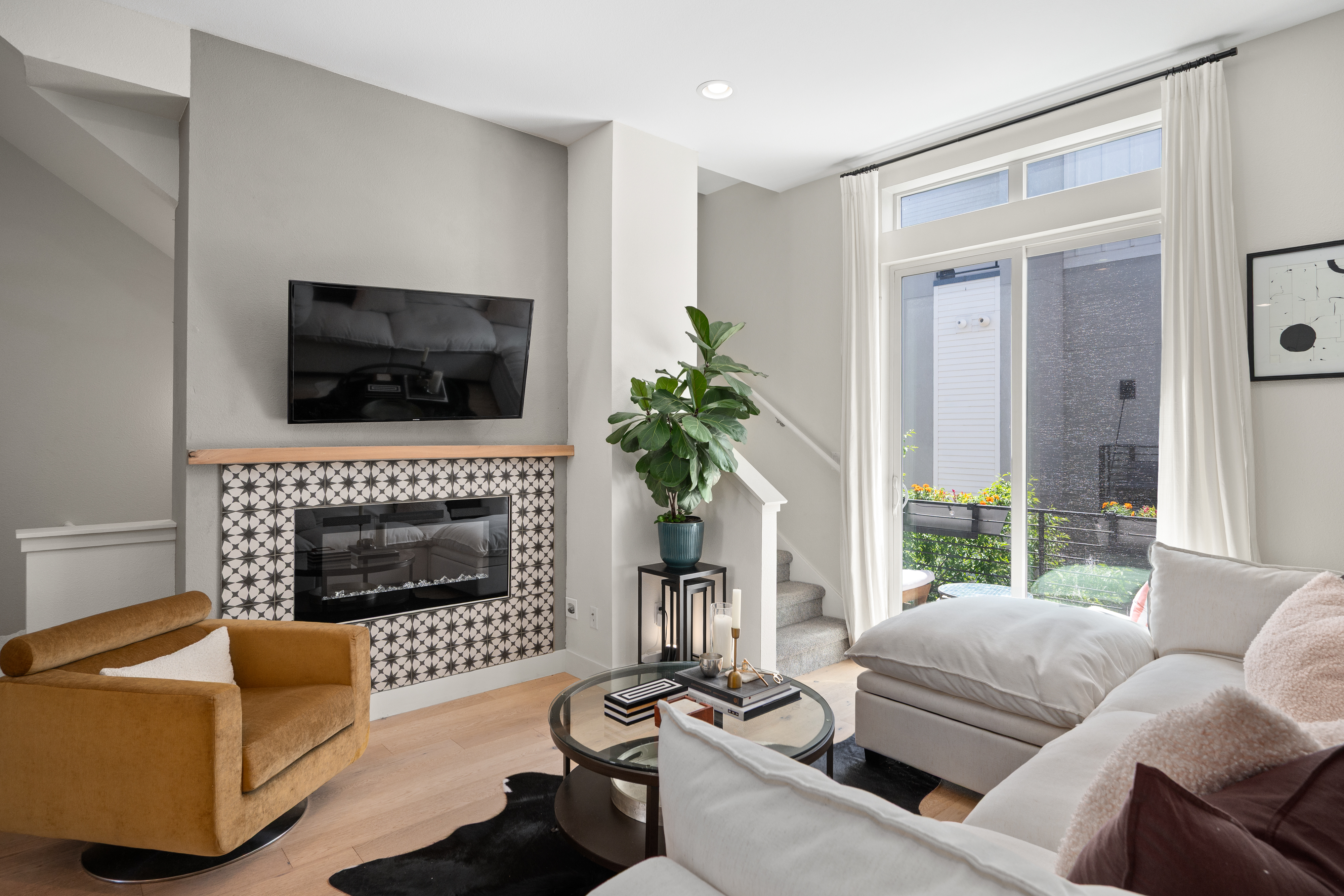  Modern Townhome In Contemporary Enclave - 物件實景