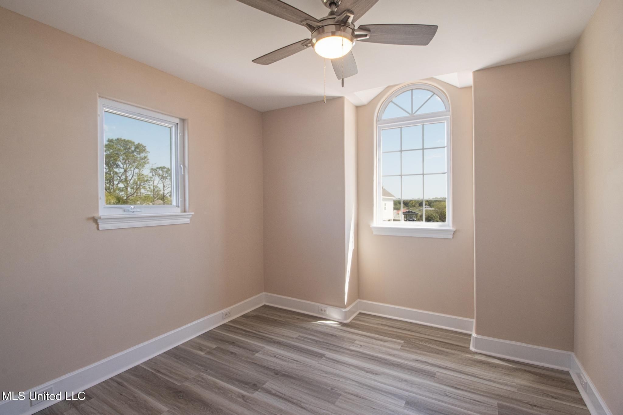 Gulfport, Mississippi, 39507, United States, 4 Bedrooms Bedrooms, ,3 BathroomsBathrooms,Residential,For Sale,1981808