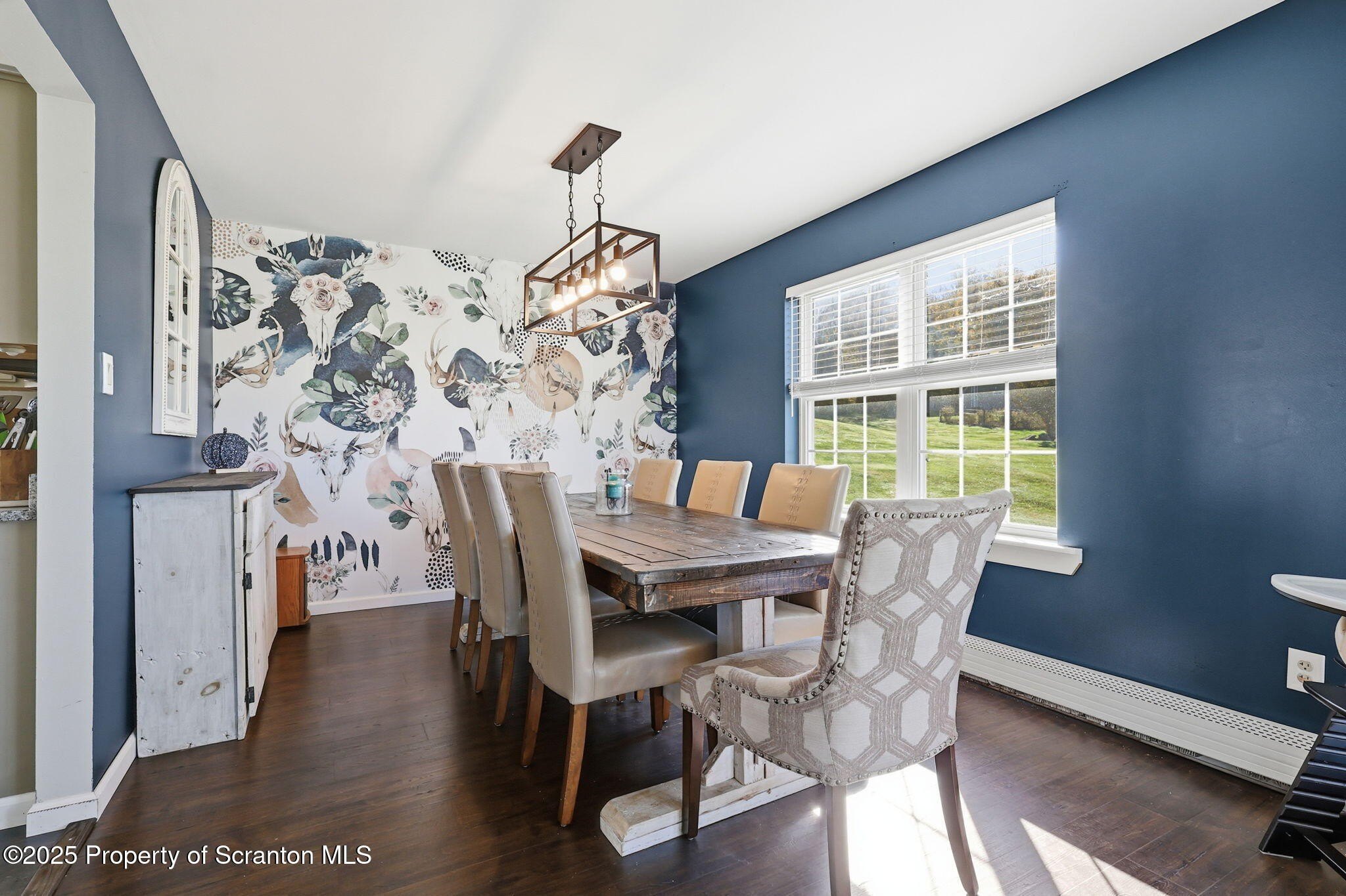 Clifford Twp, Pennsylvania, 18470, United States, 4 Bedrooms Bedrooms, ,3 BathroomsBathrooms,Residential,For Sale,1978908