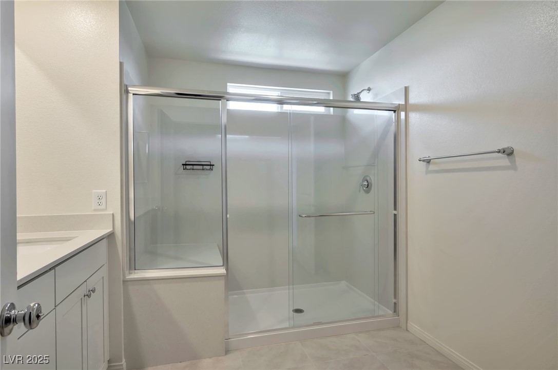 Las Vegas, Nevada, 89166, United States, 5 Bedrooms Bedrooms, ,3 BathroomsBathrooms,Residential,For Sale,1837691