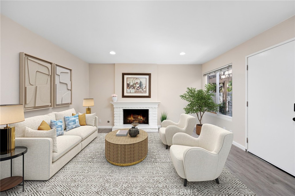 Fullerton, California, 92835, United States, 3 Bedrooms Bedrooms, ,3 BathroomsBathrooms,Residential,For Sale,1892119
