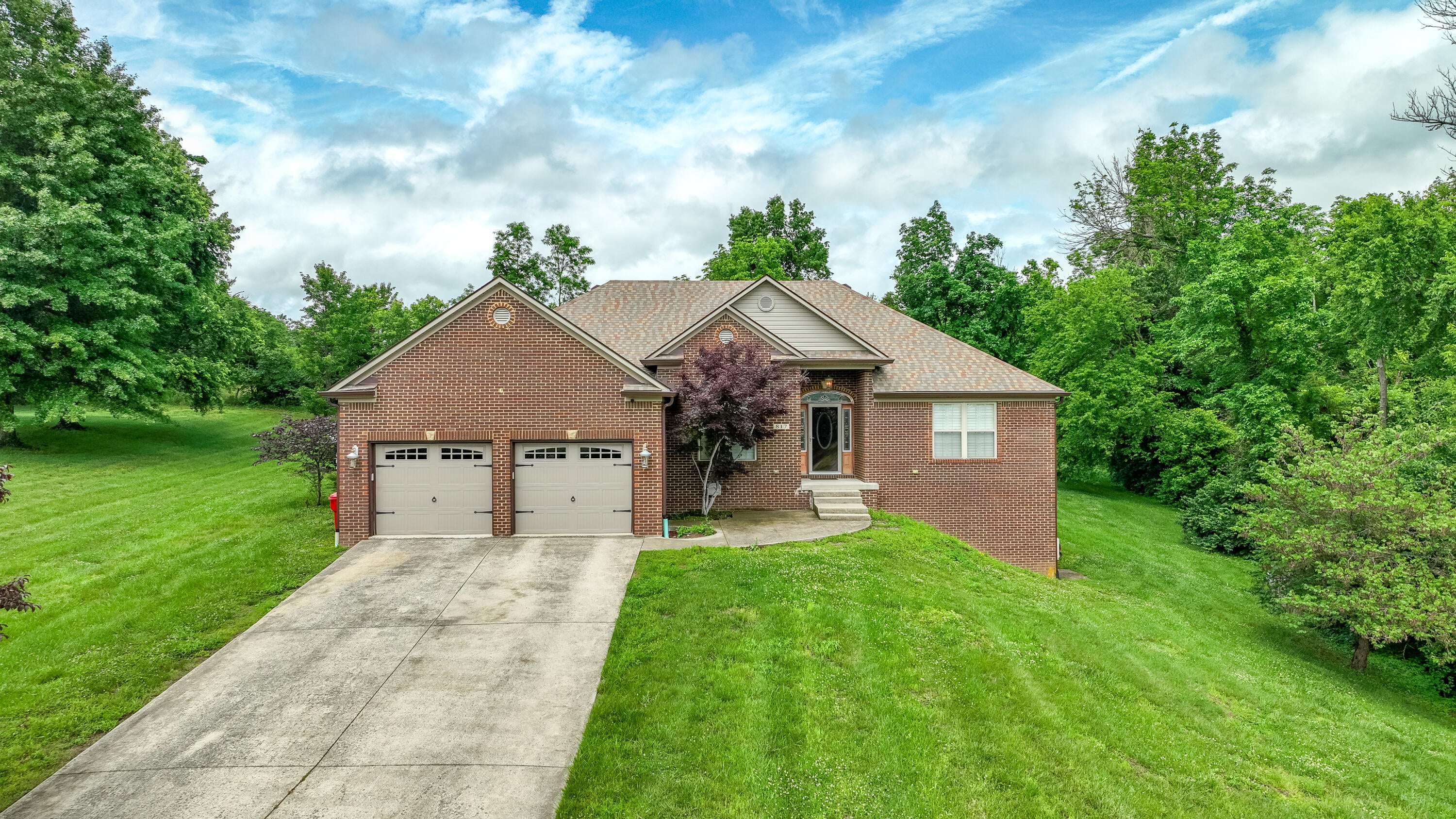 Richmond, Kentucky, 40475, United States, 3 Bedrooms Bedrooms, ,2 BathroomsBathrooms,Residential,For Sale,2047972