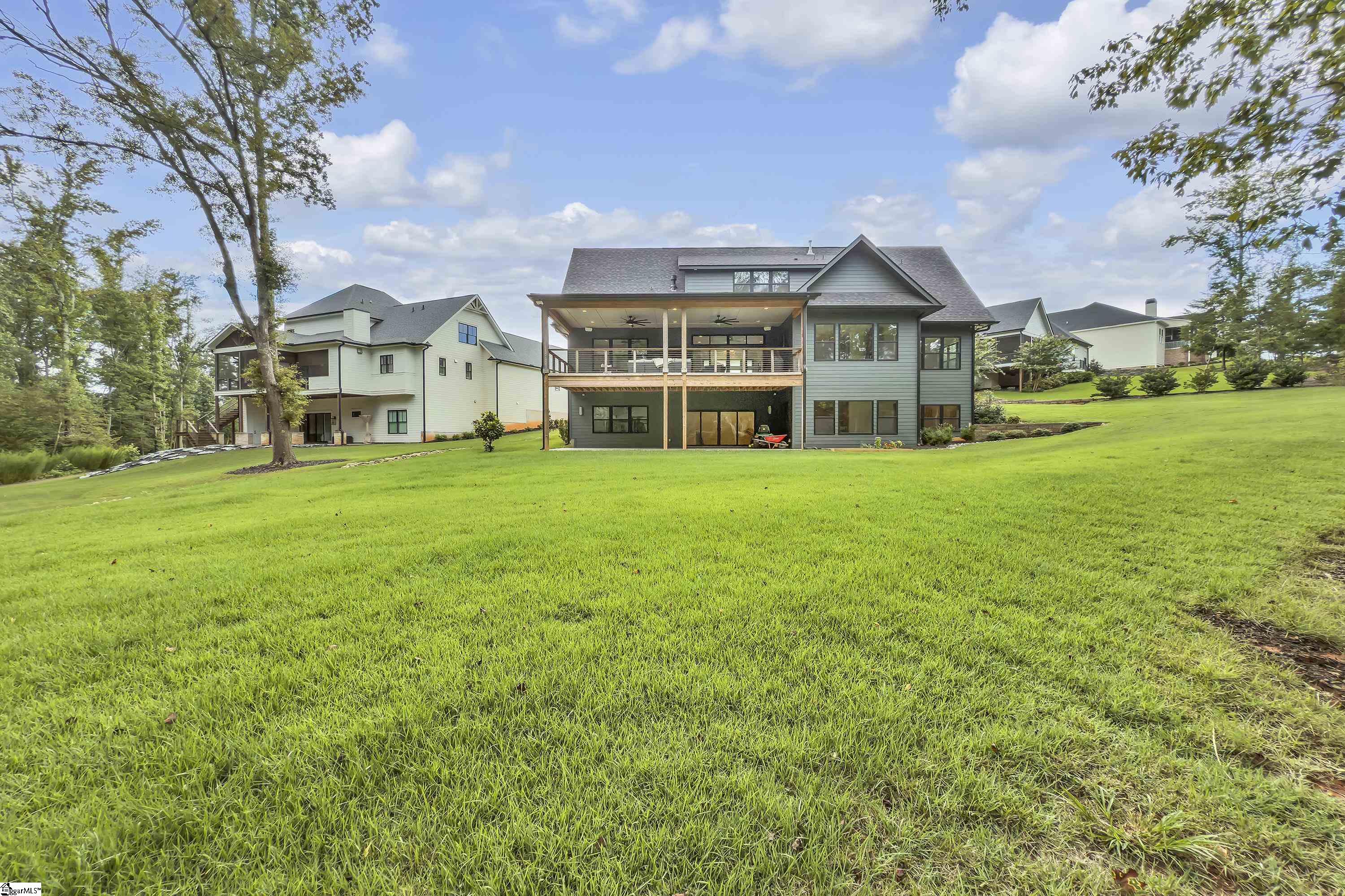 Simpsonville, South Carolina, 29681, United States, 5 Bedrooms Bedrooms, ,5 BathroomsBathrooms,Residential,For Sale,1913796