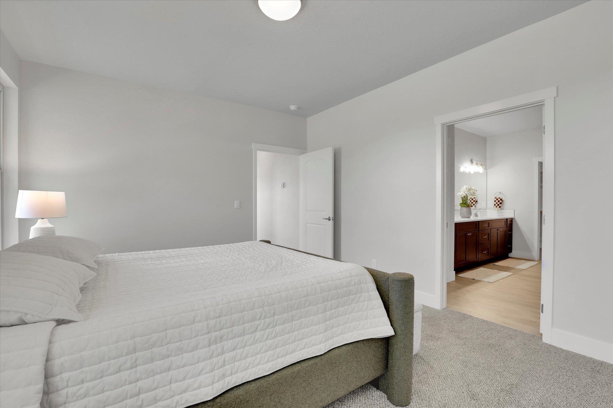 Deer Park, Washington, 99006, United States, 3 Bedrooms Bedrooms, ,2 BathroomsBathrooms,Residential,For Sale,1994533