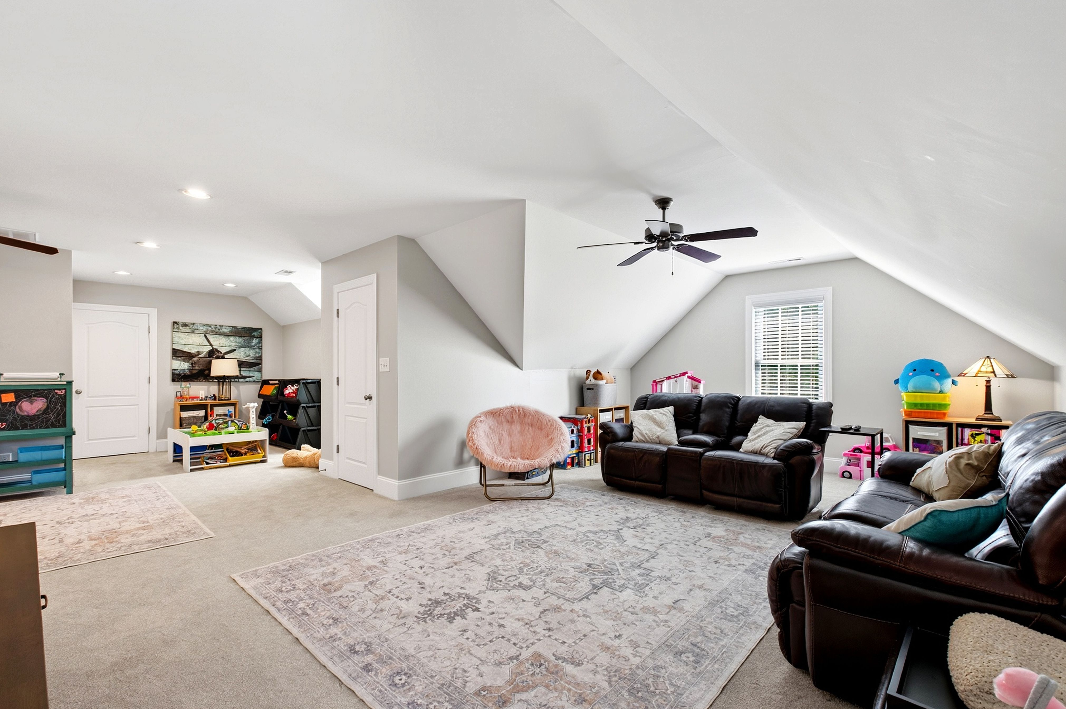  1305 Brook Hill Drive, Clayton, NC 27520 - 物件實景