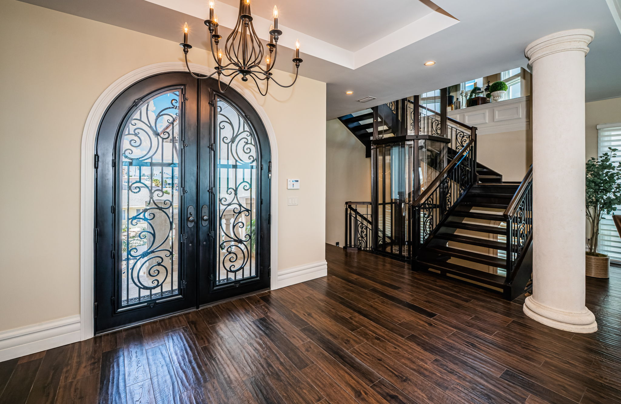 Redington Shores, Florida, 33708, United States, 5 Bedrooms Bedrooms, ,6 BathroomsBathrooms,Residential,For Sale,1921894