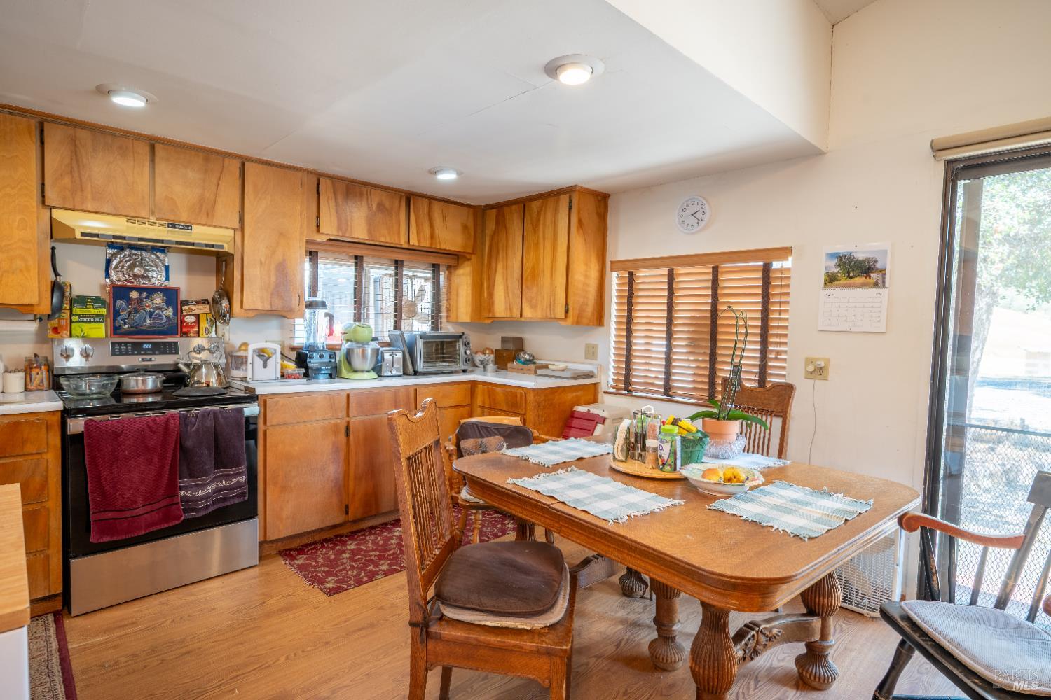 Kelseyville, California, 95451, United States, 3 Bedrooms Bedrooms, ,2 BathroomsBathrooms,Residential,For Sale,1974568