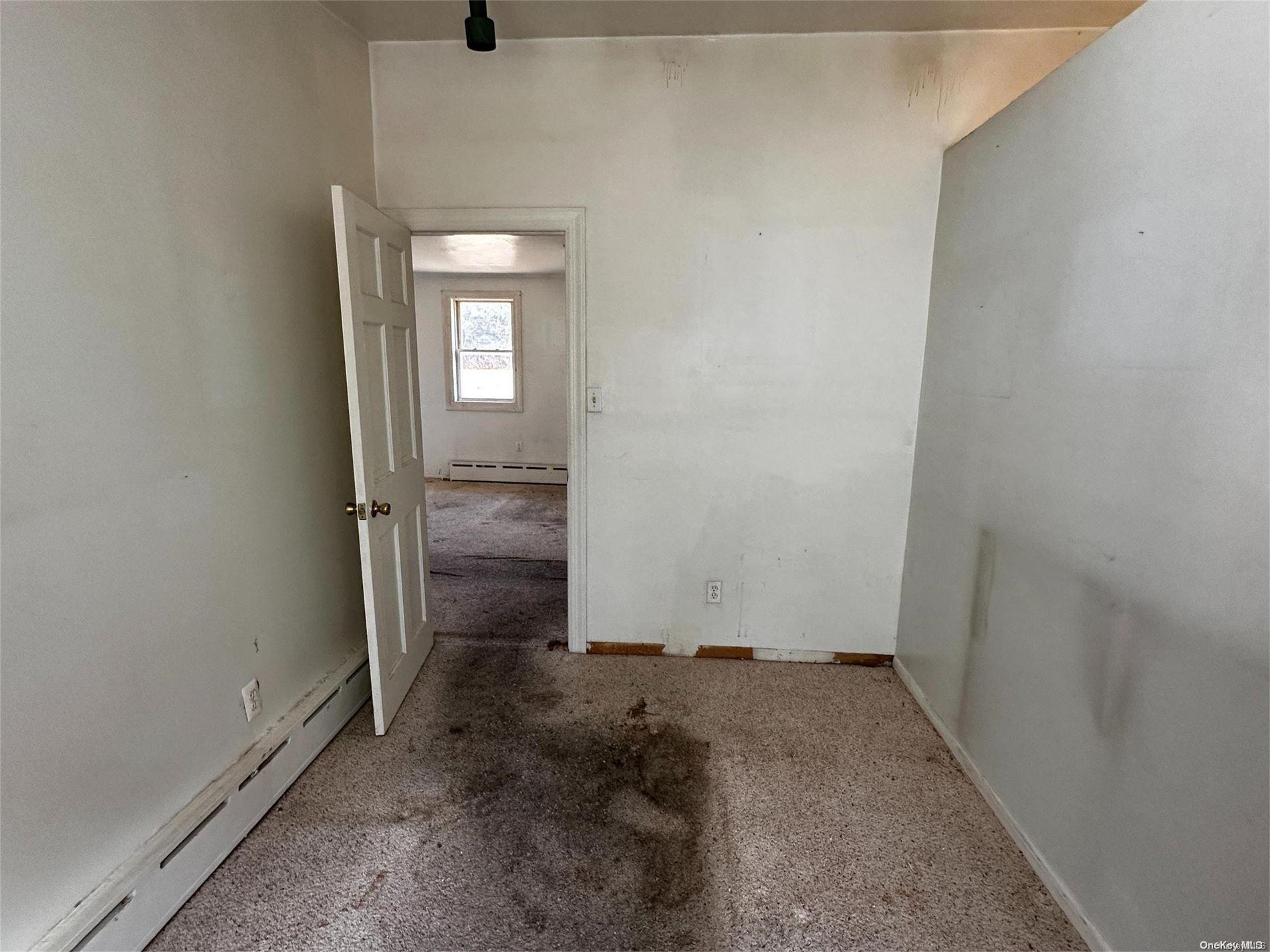 Calverton, New York, 11933, United States, 2 Bedrooms Bedrooms, ,2 BathroomsBathrooms,Residential,For Sale,1874929