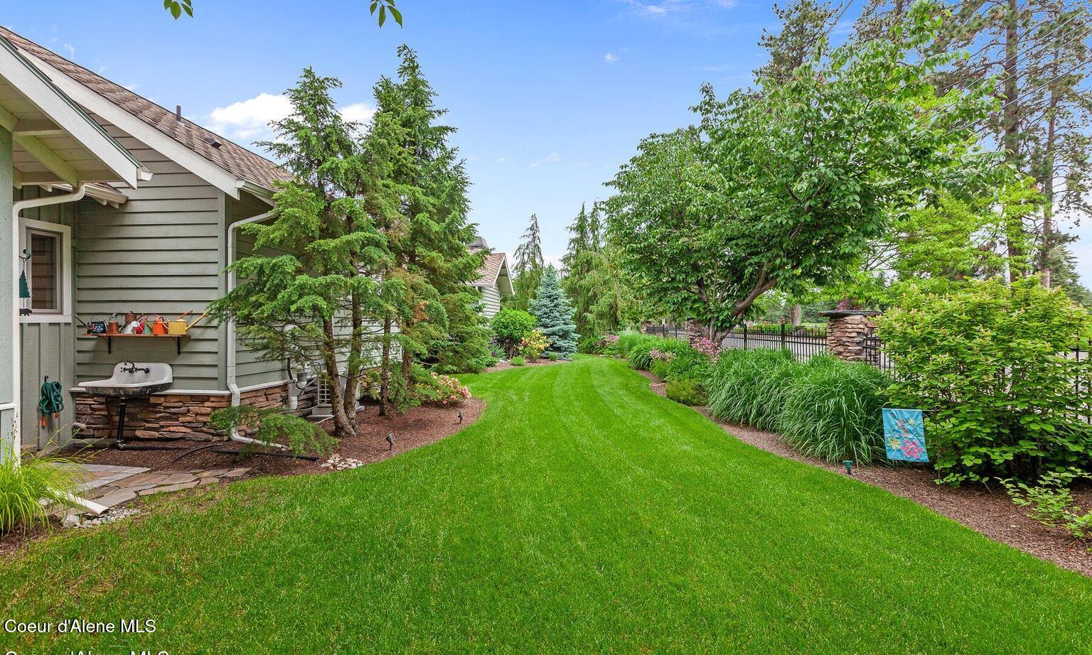 Hayden Lake, Idaho, 83835, United States, 4 Bedrooms Bedrooms, ,5 BathroomsBathrooms,Residential,For Sale,1990464