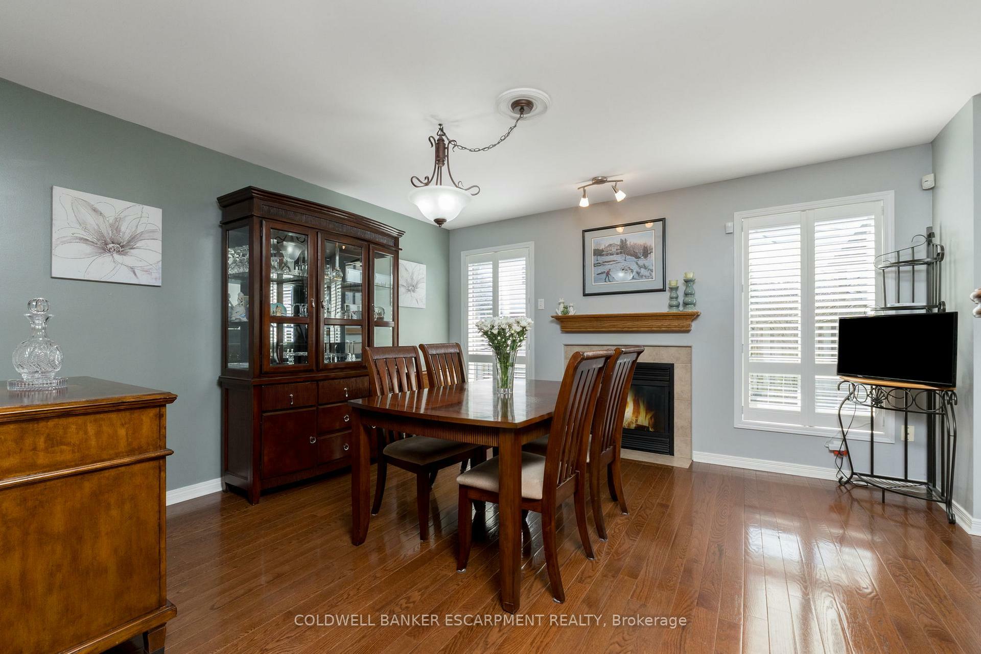 MILTON, Ontario, L9T 5K1, CA, 3 Bedrooms Bedrooms, ,Residential,For Sale,1849827