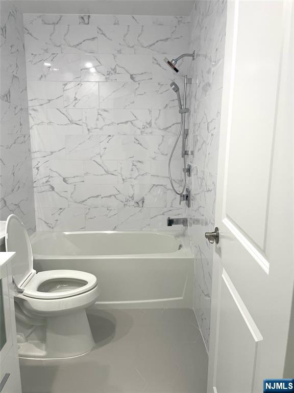 Secaucus, New Jersey, 07094, United States, 3 Bedrooms Bedrooms, ,4 BathroomsBathrooms,Residential,For Sale,1979983