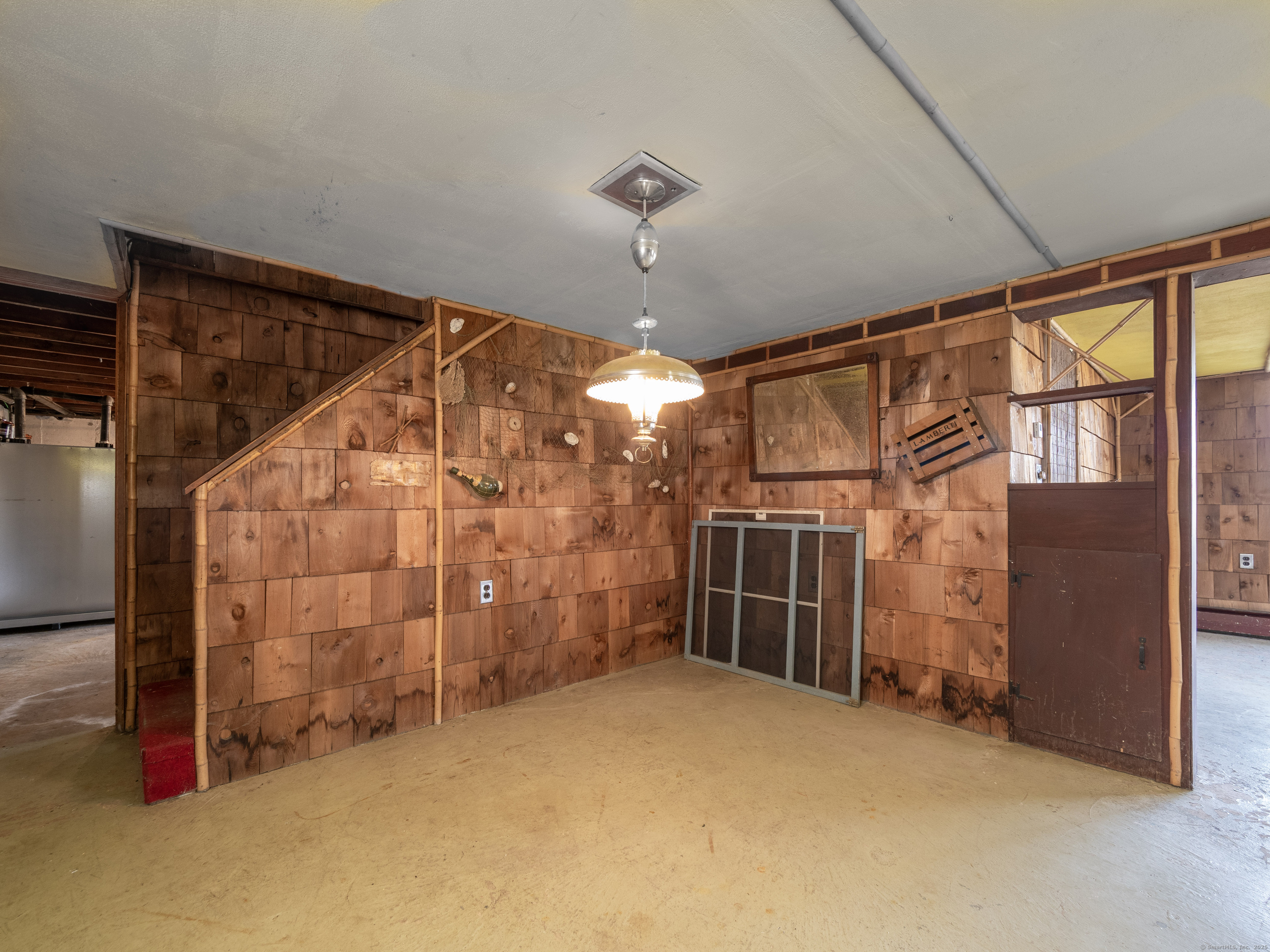 Ridgefield, Connecticut, 06877, United States, 4 Bedrooms Bedrooms, ,2 BathroomsBathrooms,Residential,For Sale,1989394