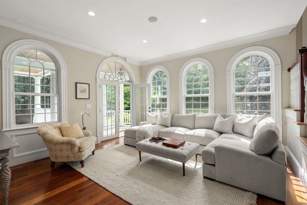 Milton, Massachusetts, 02186, United States, 6 Bedrooms Bedrooms, ,6 BathroomsBathrooms,Residential,For Sale,1940857