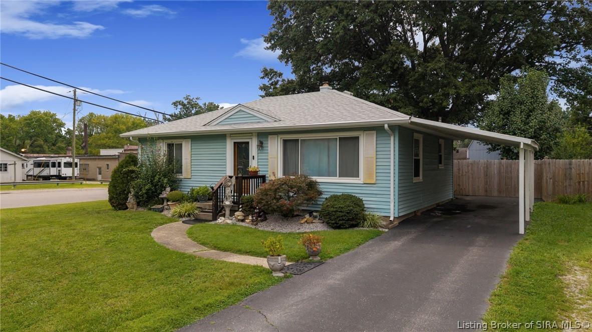 Roanoke Ave, New Albany, IN 47150 #1