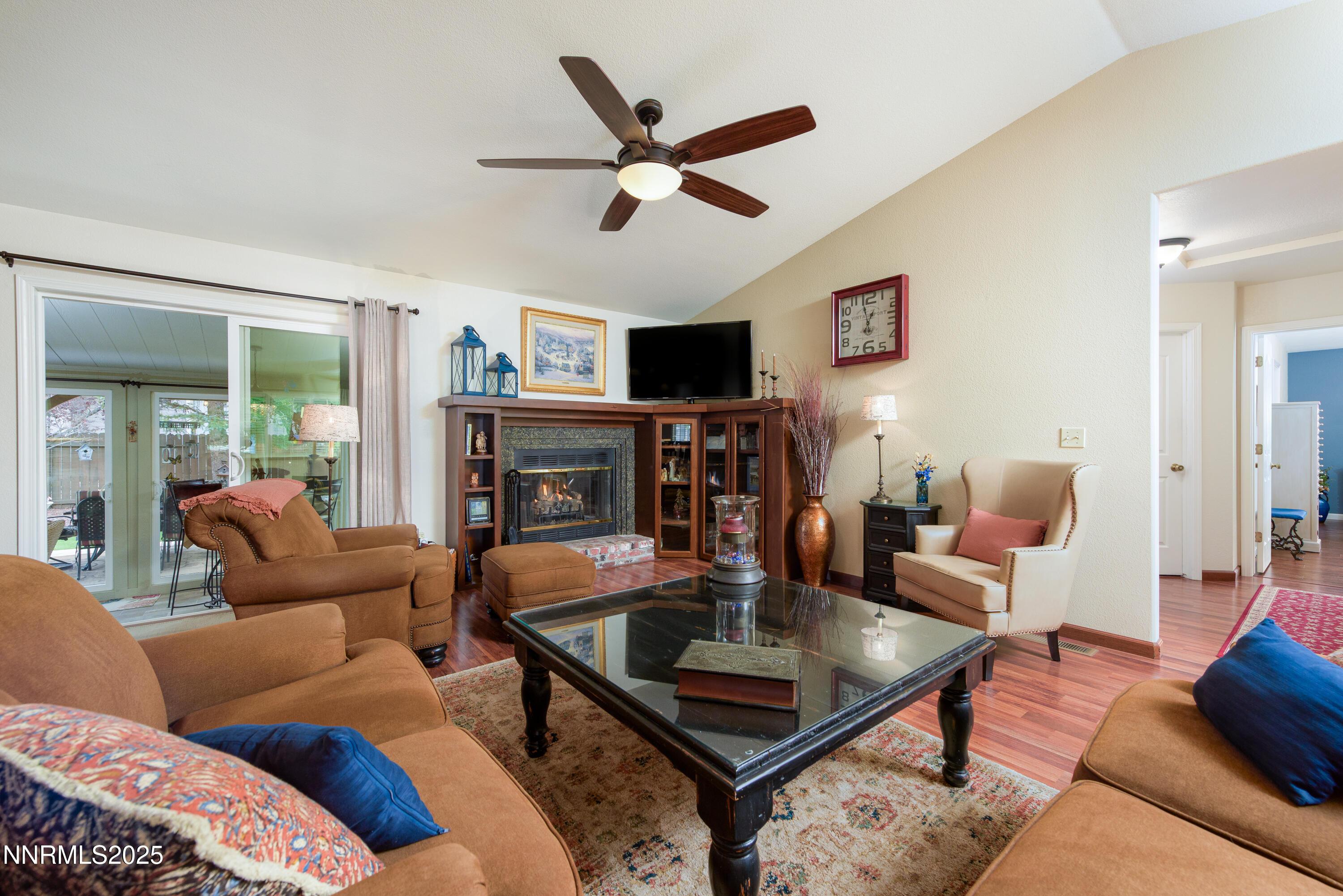 Minden, Nevada, 89423, United States, 3 Bedrooms Bedrooms, ,3 BathroomsBathrooms,Residential,For Sale,1947991
