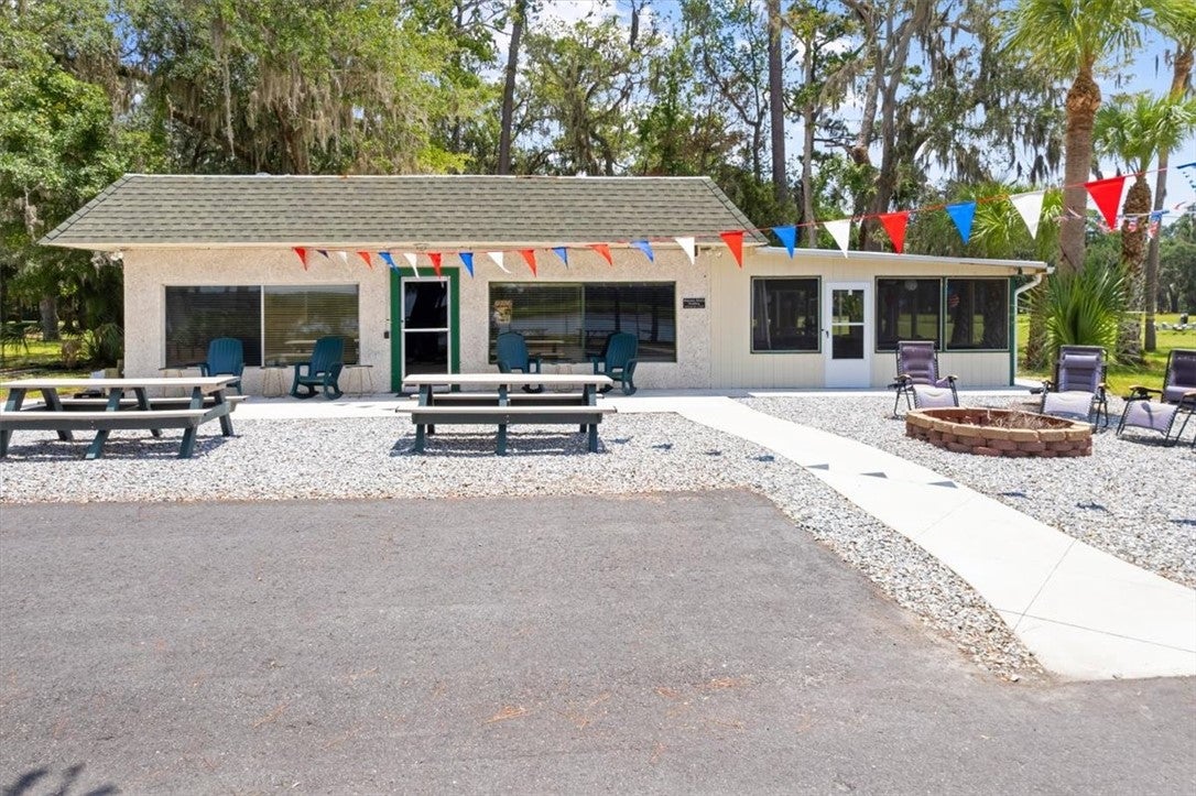 Brunswick, Georgia, 31523, United States, 3 Bedrooms Bedrooms, ,4 BathroomsBathrooms,Residential,For Sale,1991614