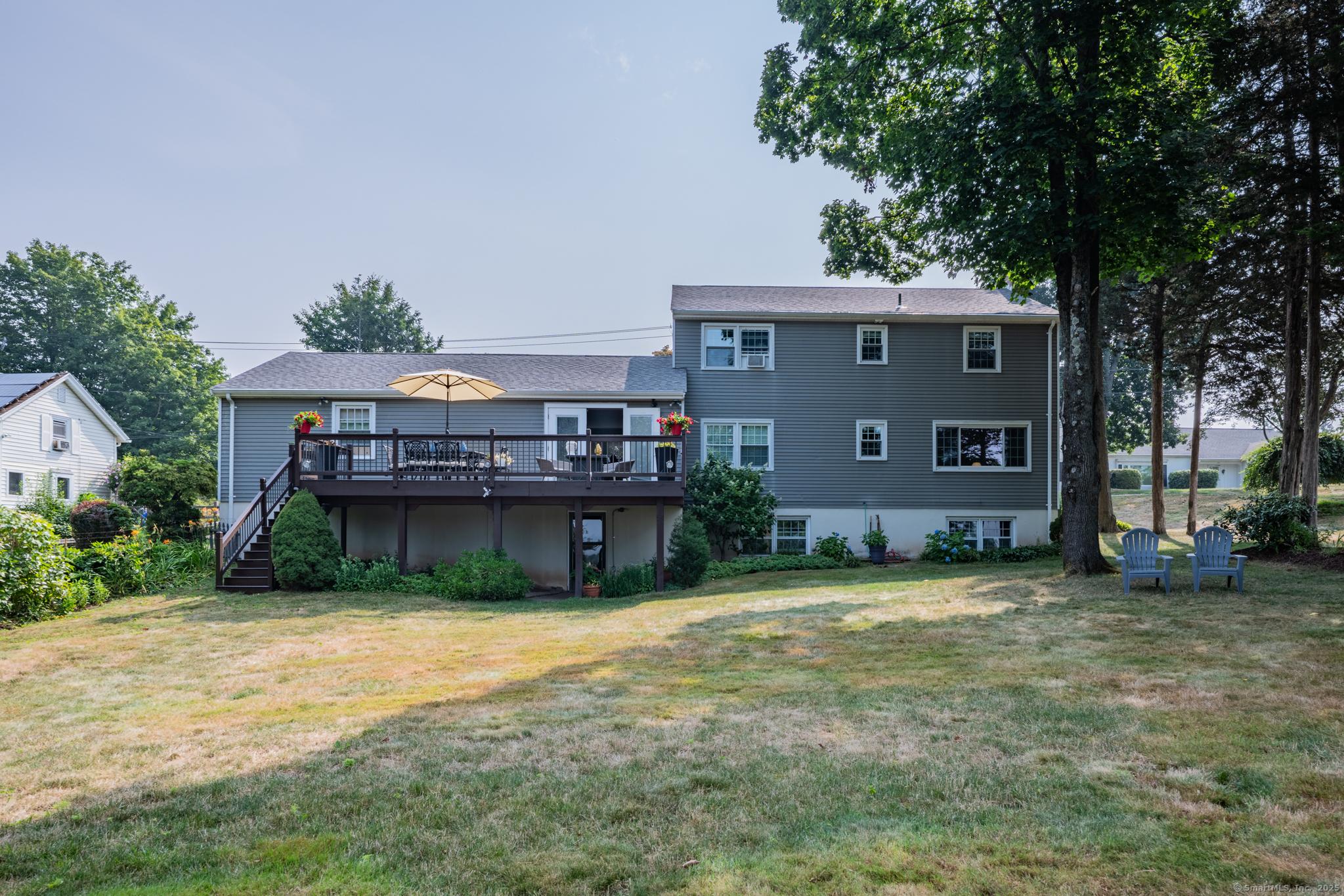 Middletown, Connecticut, 06457, United States, 4 Bedrooms Bedrooms, ,2 BathroomsBathrooms,Residential,For Sale,1920359