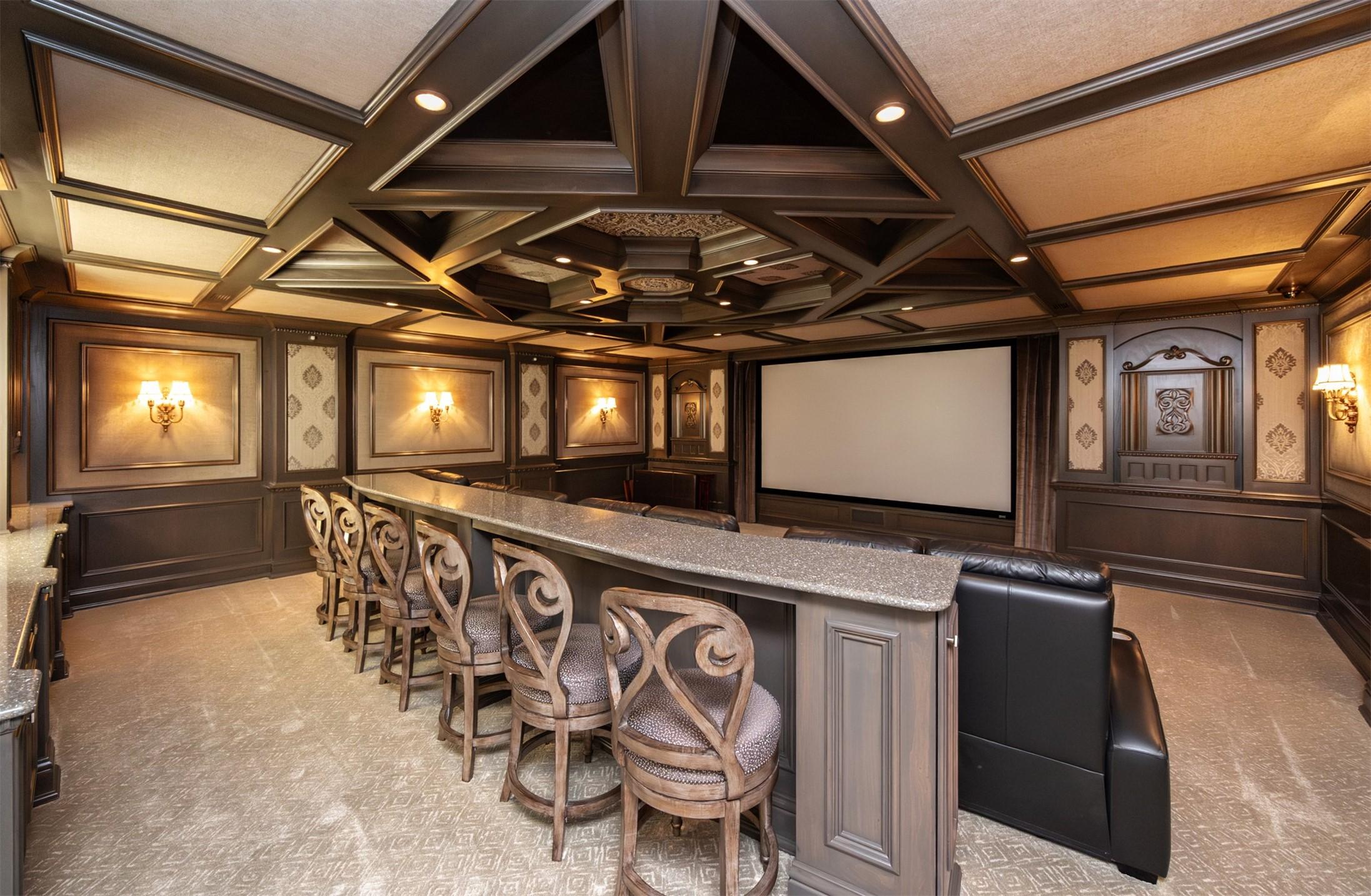 Urbandale, Iowa, 50323, United States, 4 Bedrooms Bedrooms, ,6 BathroomsBathrooms,Residential,For Sale,1980001