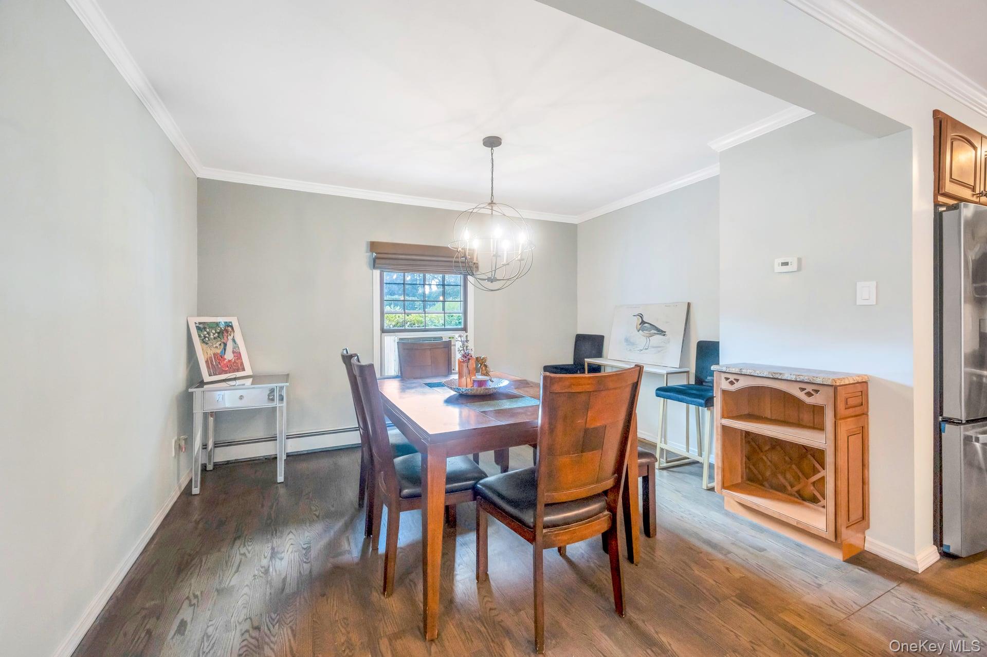 Port Jefferson Station, New York, 11776, United States, 4 Bedrooms Bedrooms, ,3 BathroomsBathrooms,Residential,For Sale,1941704