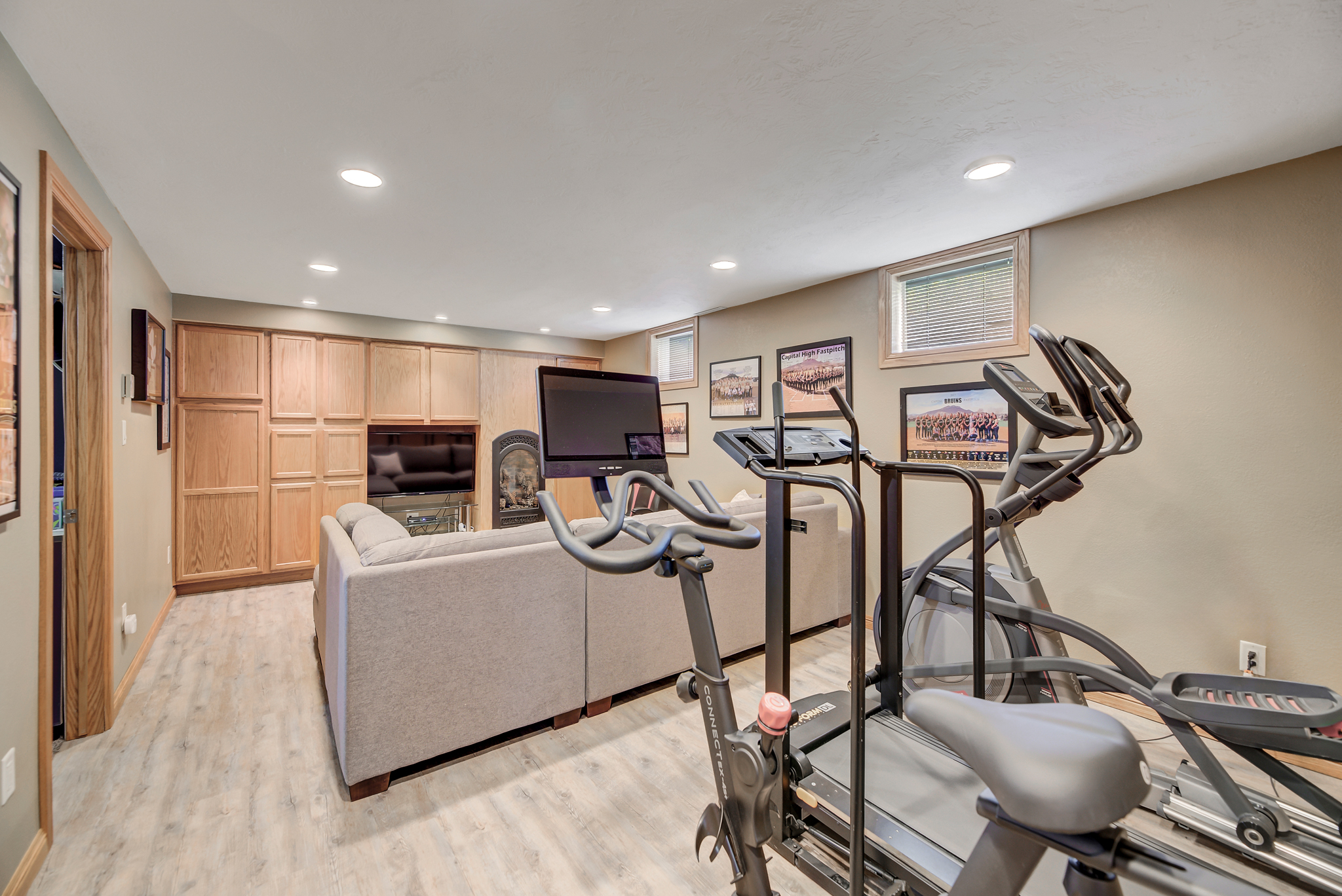 Helena, Montana, 59602, United States, 4 Bedrooms Bedrooms, ,3 BathroomsBathrooms,Residential,For Sale,1983426