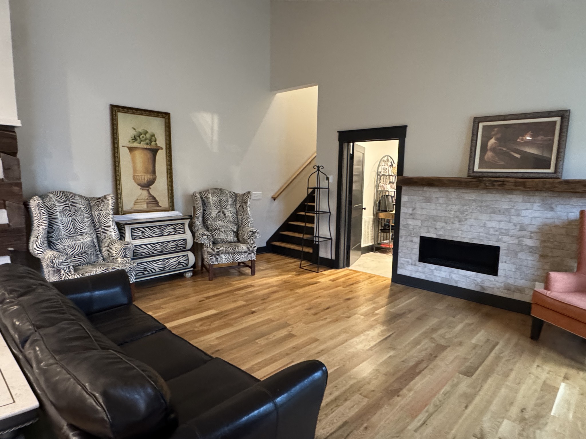 Hendersonville, Tennessee, 37075, United States, 6 Bedrooms Bedrooms, ,5 BathroomsBathrooms,Residential,For Sale,1993824