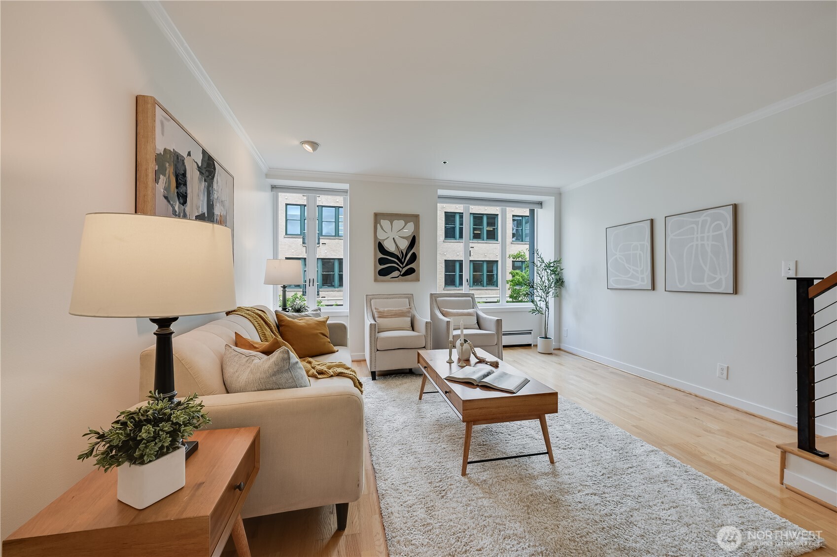 Seattle, Washington, 98101, United States, 2 Bedrooms Bedrooms, ,1 BathroomBathrooms,Residential,For Sale,1827633