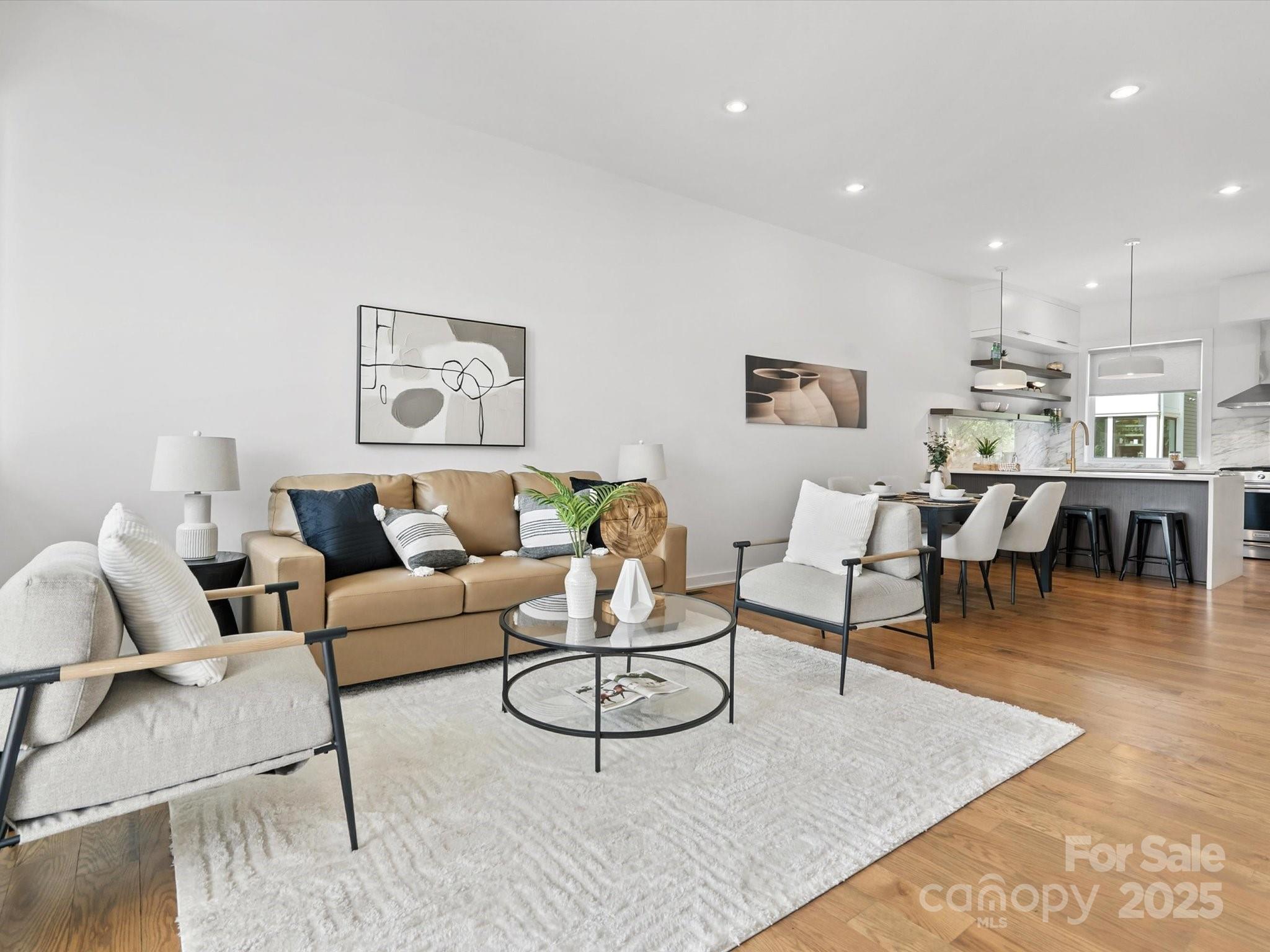 Charlotte, North Carolina, 28205, United States, 3 Bedrooms Bedrooms, ,3 BathroomsBathrooms,Residential,For Sale,1837660