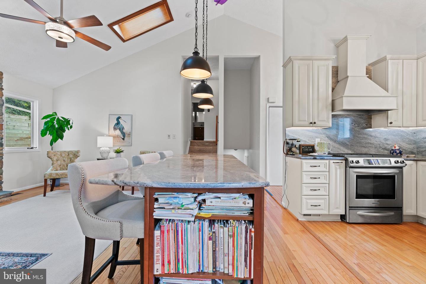 Annapolis, Maryland, 21409, United States, 3 Bedrooms Bedrooms, ,3 BathroomsBathrooms,Residential,For Sale,1988128