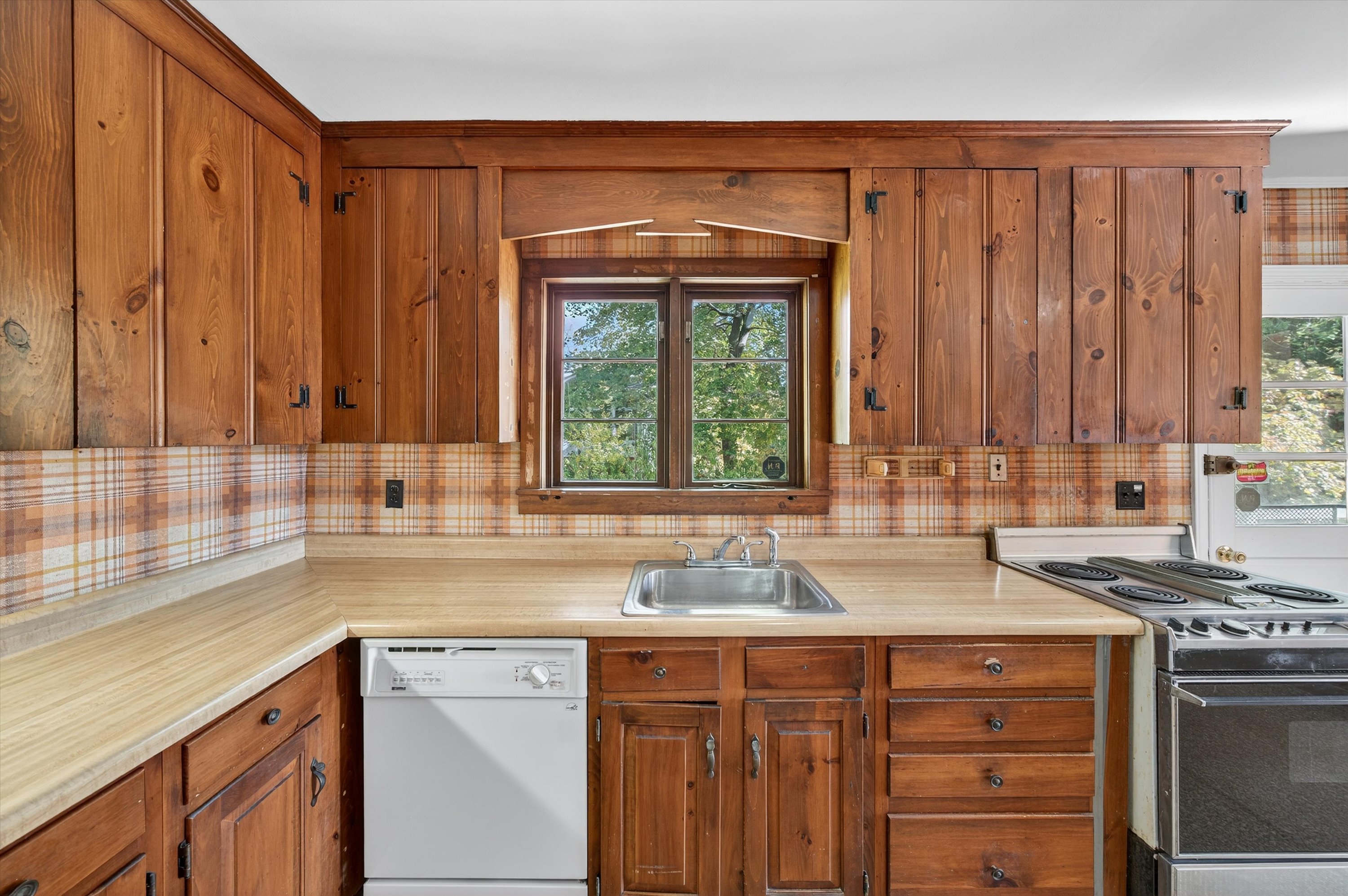 Monroe, New York, 10950, United States, 3 Bedrooms Bedrooms, ,2 BathroomsBathrooms,Residential,For Sale,1983456