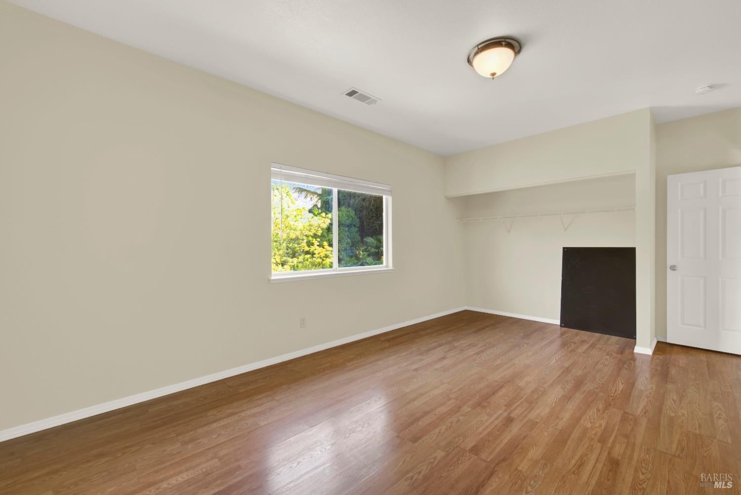 Fairfield, California, 94534, United States, 5 Bedrooms Bedrooms, ,3 BathroomsBathrooms,Residential,For Sale,1839073