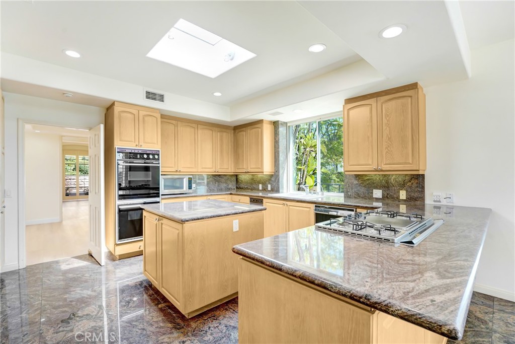 Calabasas, California, 91302, United States, 3 Bedrooms Bedrooms, ,3 BathroomsBathrooms,Residential,For Sale,1885380