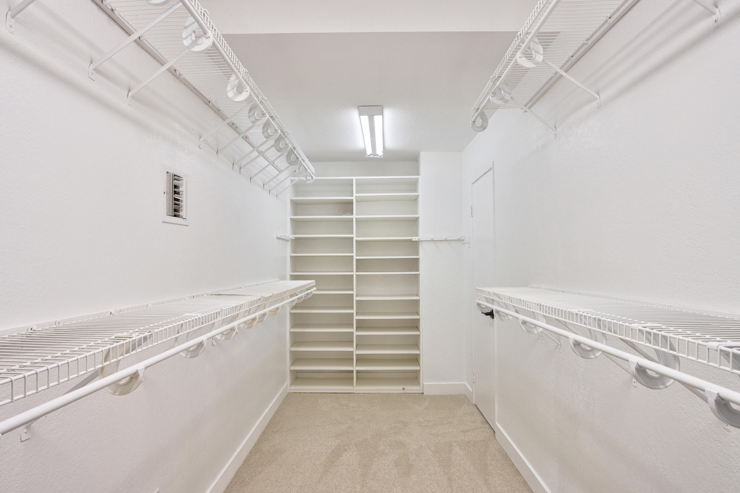 Palm Desert, California, 92211, United States, 3 Bedrooms Bedrooms, ,3 BathroomsBathrooms,Residential,For Sale,1966171