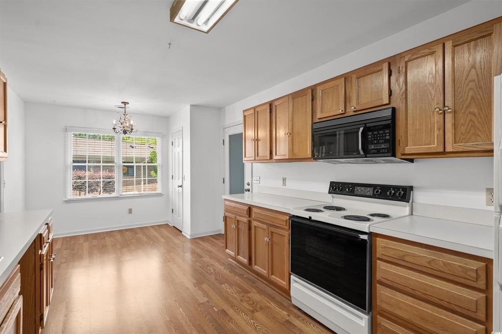 North Myrtle Beach, South Carolina, 29585, United States, 3 Bedrooms Bedrooms, ,2 BathroomsBathrooms,Residential,For Sale,1982107