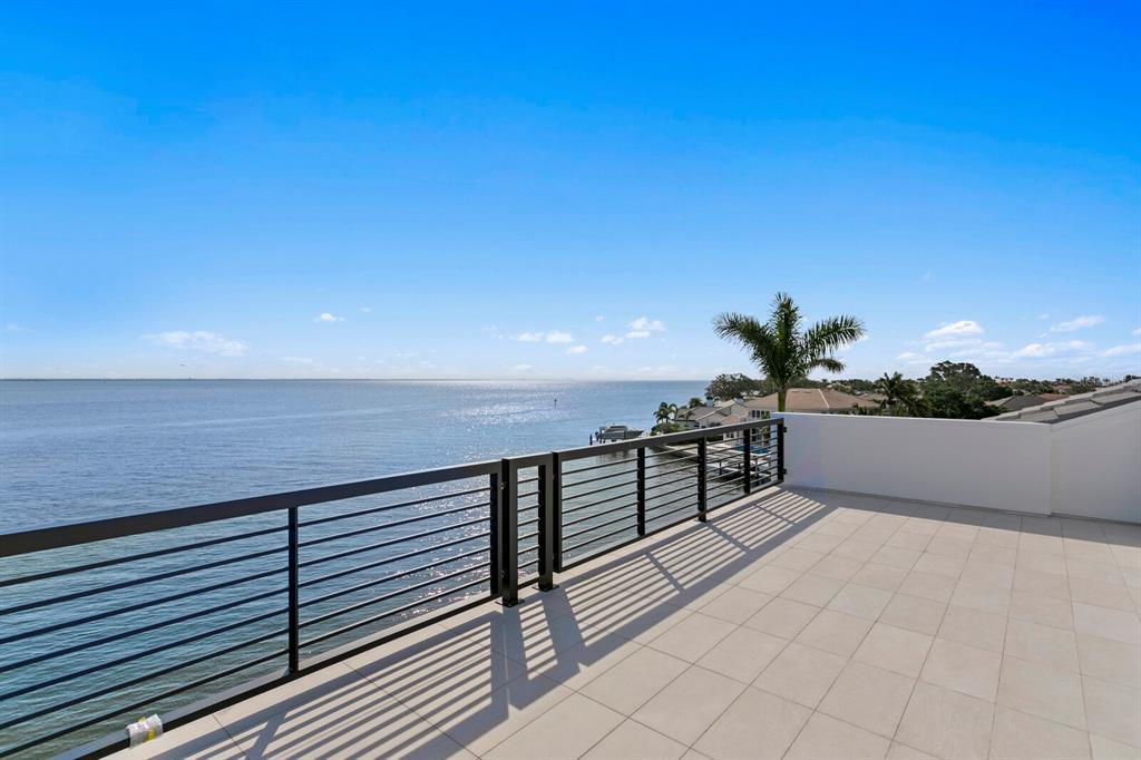 St Petersburg, Florida, 33703, United States, 5 Bedrooms Bedrooms, ,6 BathroomsBathrooms,Residential,For Sale,1856126
