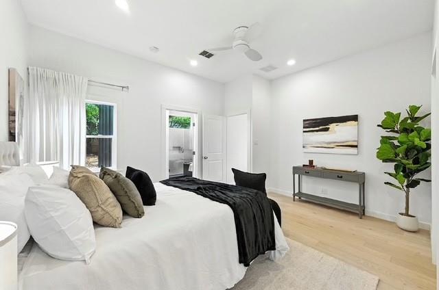 Austin, Texas, 78731, United States, 4 Bedrooms Bedrooms, ,3 BathroomsBathrooms,Residential,For Sale,1885336