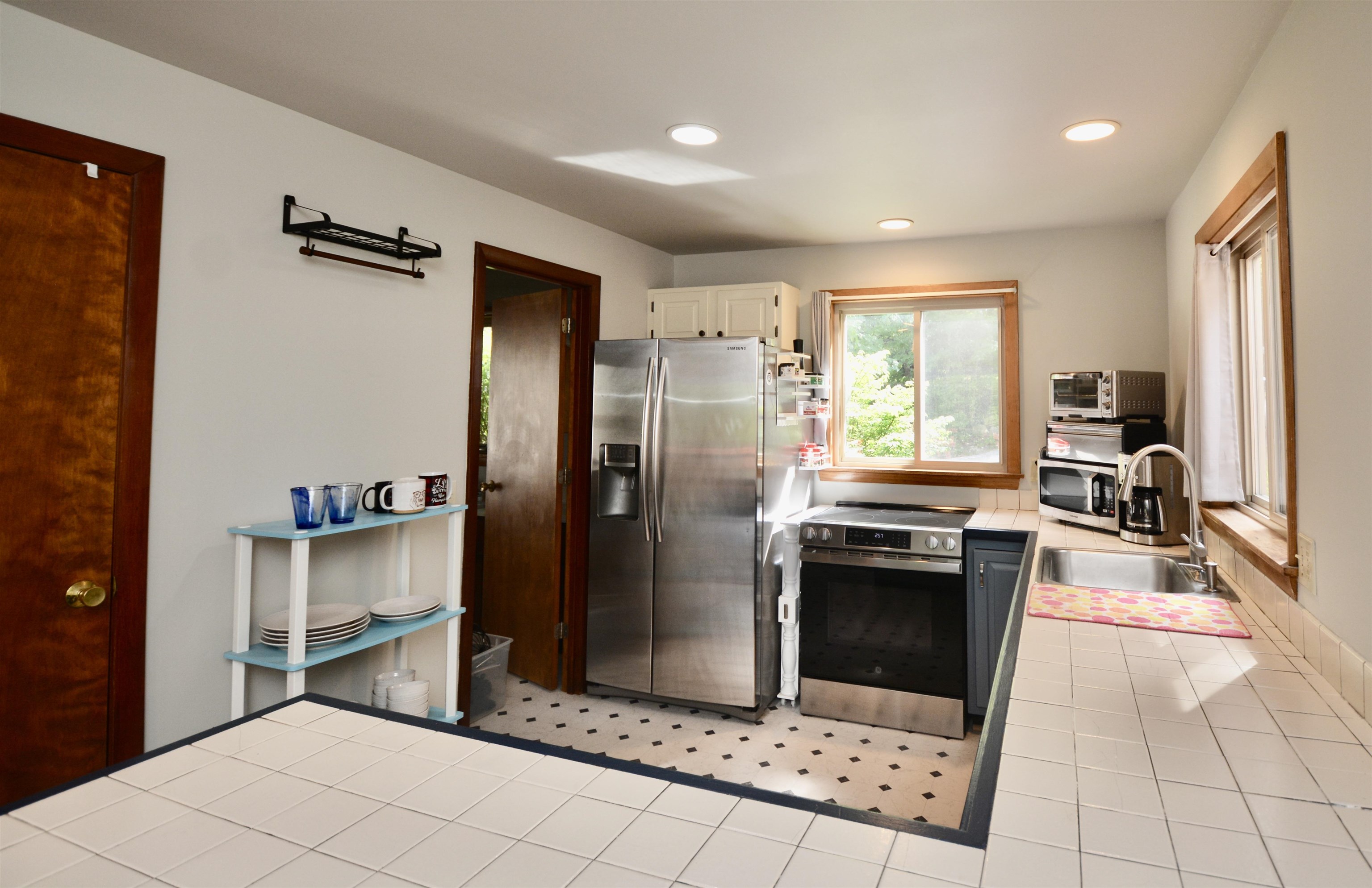 Grantham, New Hampshire, 03753, United States, 3 Bedrooms Bedrooms, ,3 BathroomsBathrooms,Residential,For Sale,1927366