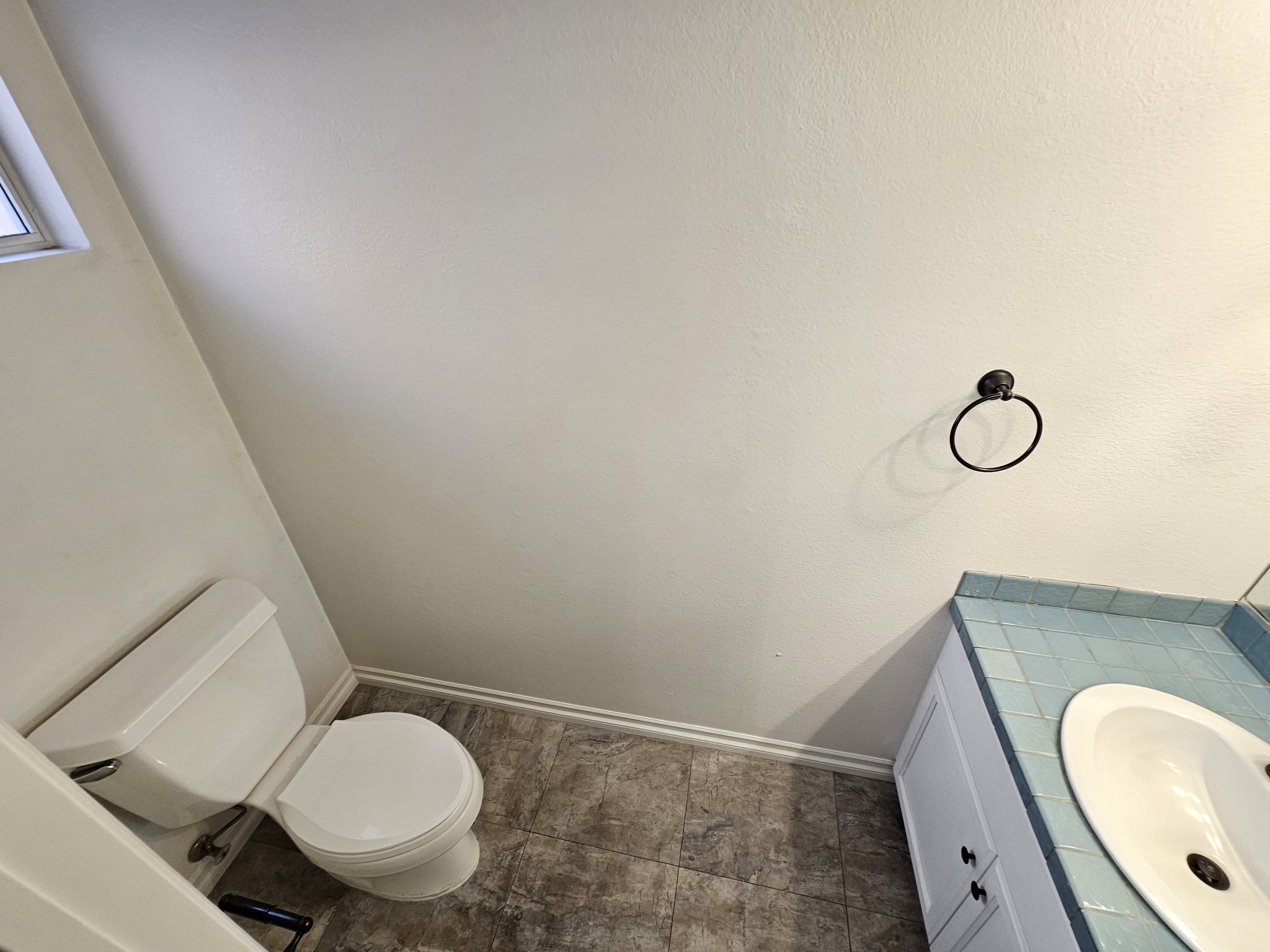 Los Angeles, California, 90068, United States, 2 Bedrooms Bedrooms, ,2 BathroomsBathrooms,Residential,For Sale,1977140