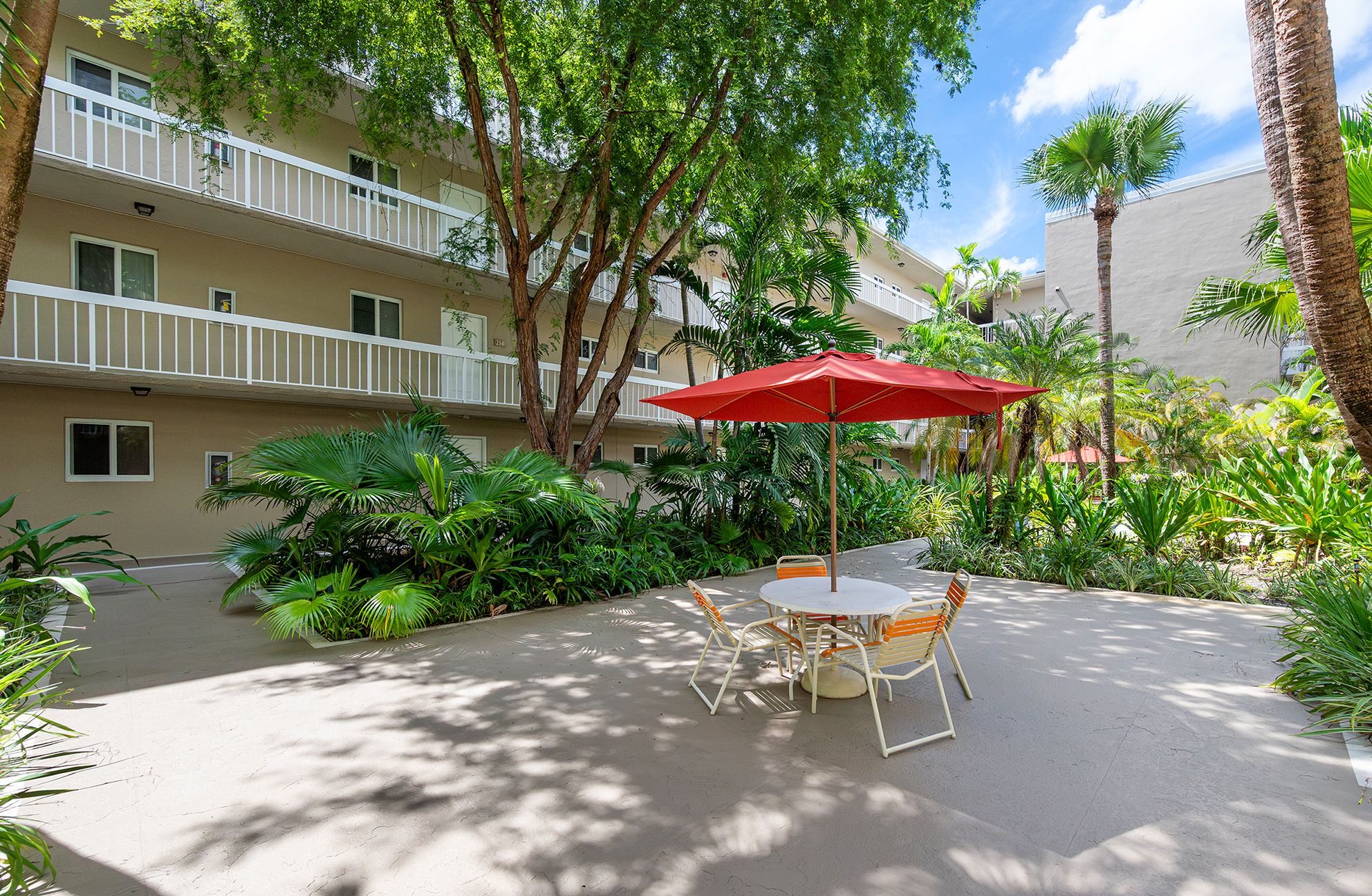  7845 Camino Real, Miami, FL, 33143 - 物件實景