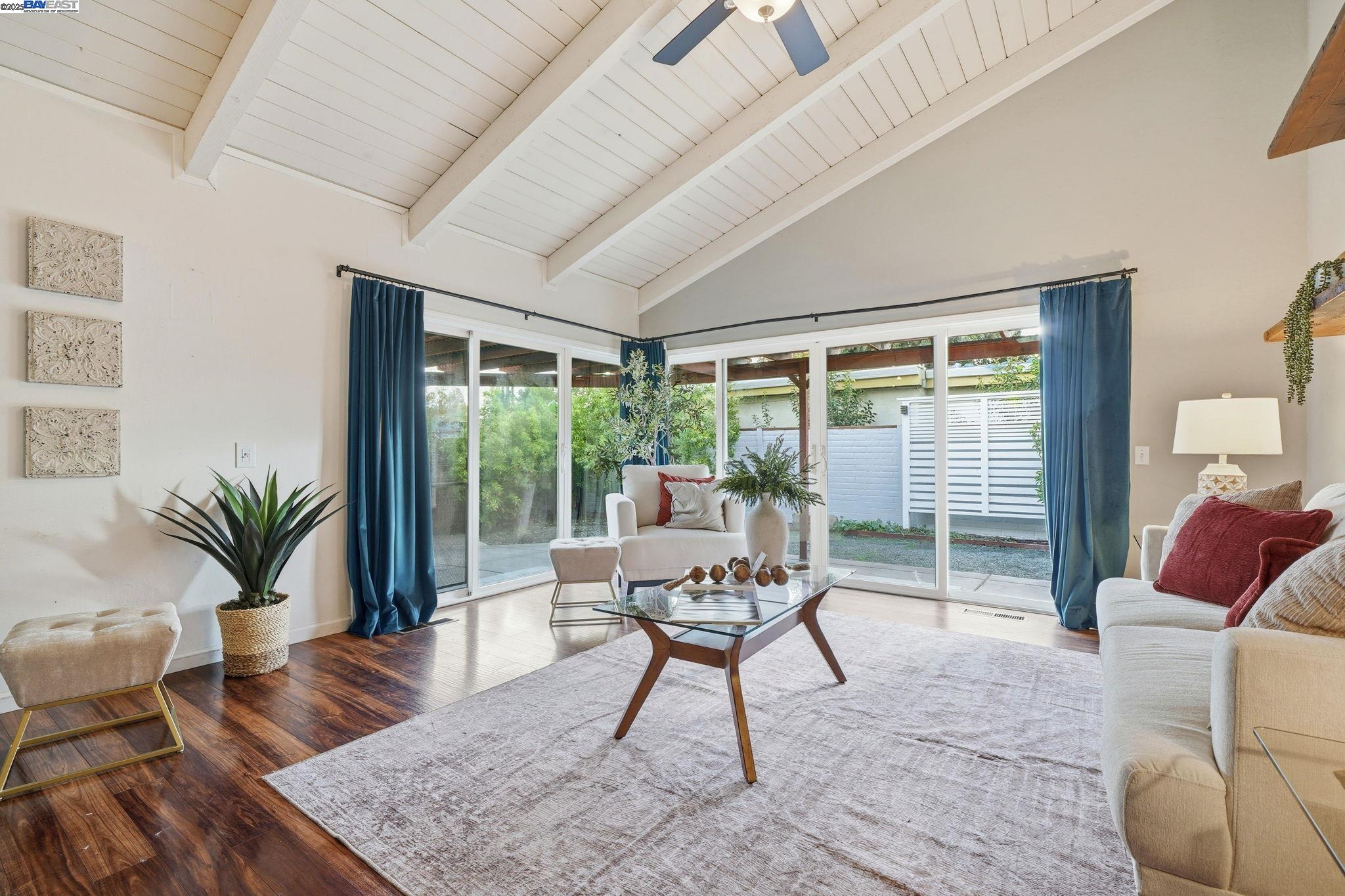 Livermore, California, 94551, United States, 3 Bedrooms Bedrooms, ,2 BathroomsBathrooms,Residential,For Sale,1992921